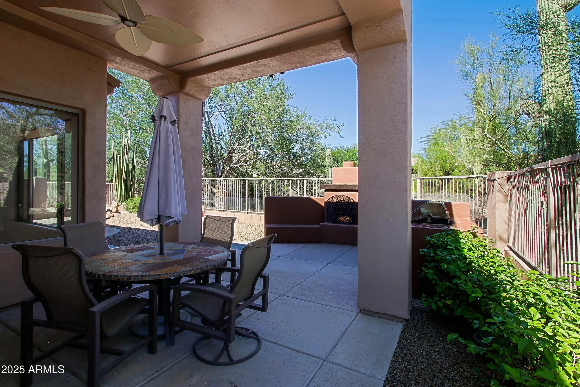 Property Slideshow image 30 of 82 | 6950 e bramble berry ln, Scottsdale, AZ, 85266