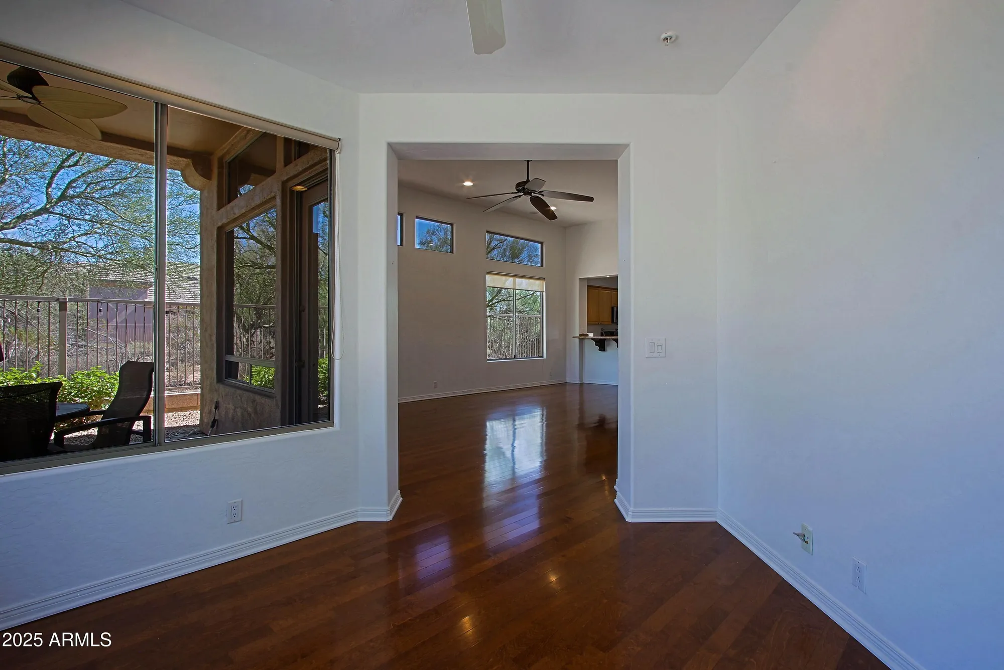 Property Slideshow image 10 of 82 | 6950 e bramble berry ln, Scottsdale, AZ, 85266