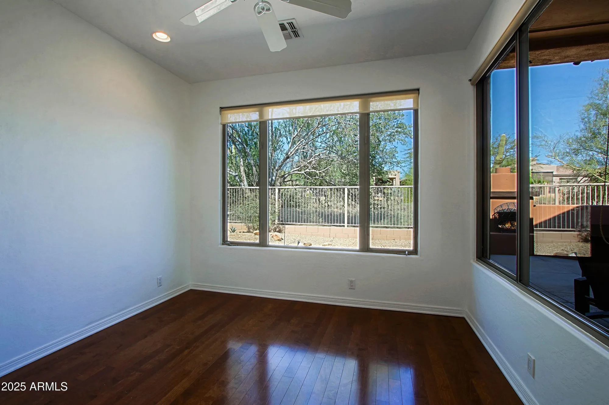 Property Slideshow image 9 of 82 | 6950 e bramble berry ln, Scottsdale, AZ, 85266