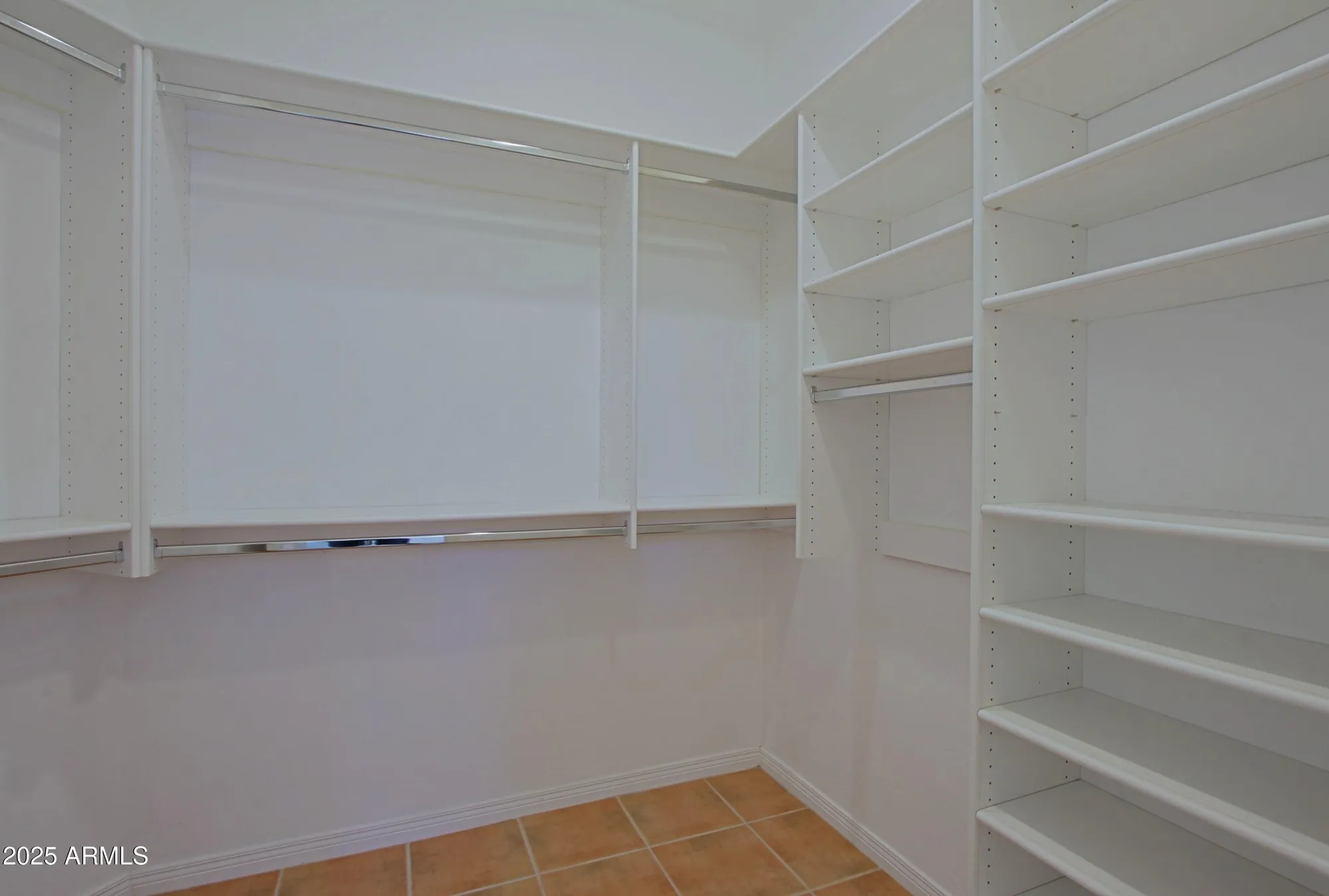 Property Slideshow image 22 of 82 | 6950 e bramble berry ln, Scottsdale, AZ, 85266