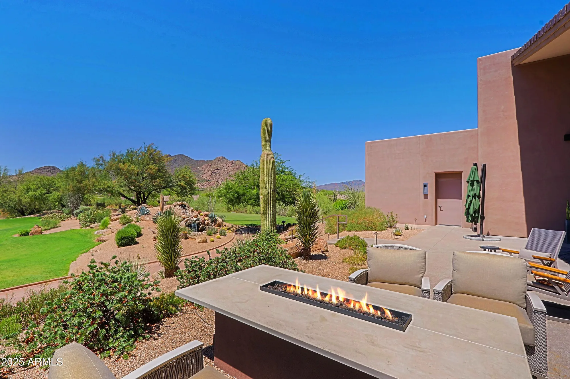 Property Slideshow image 49 of 82 | 6950 e bramble berry ln, Scottsdale, AZ, 85266