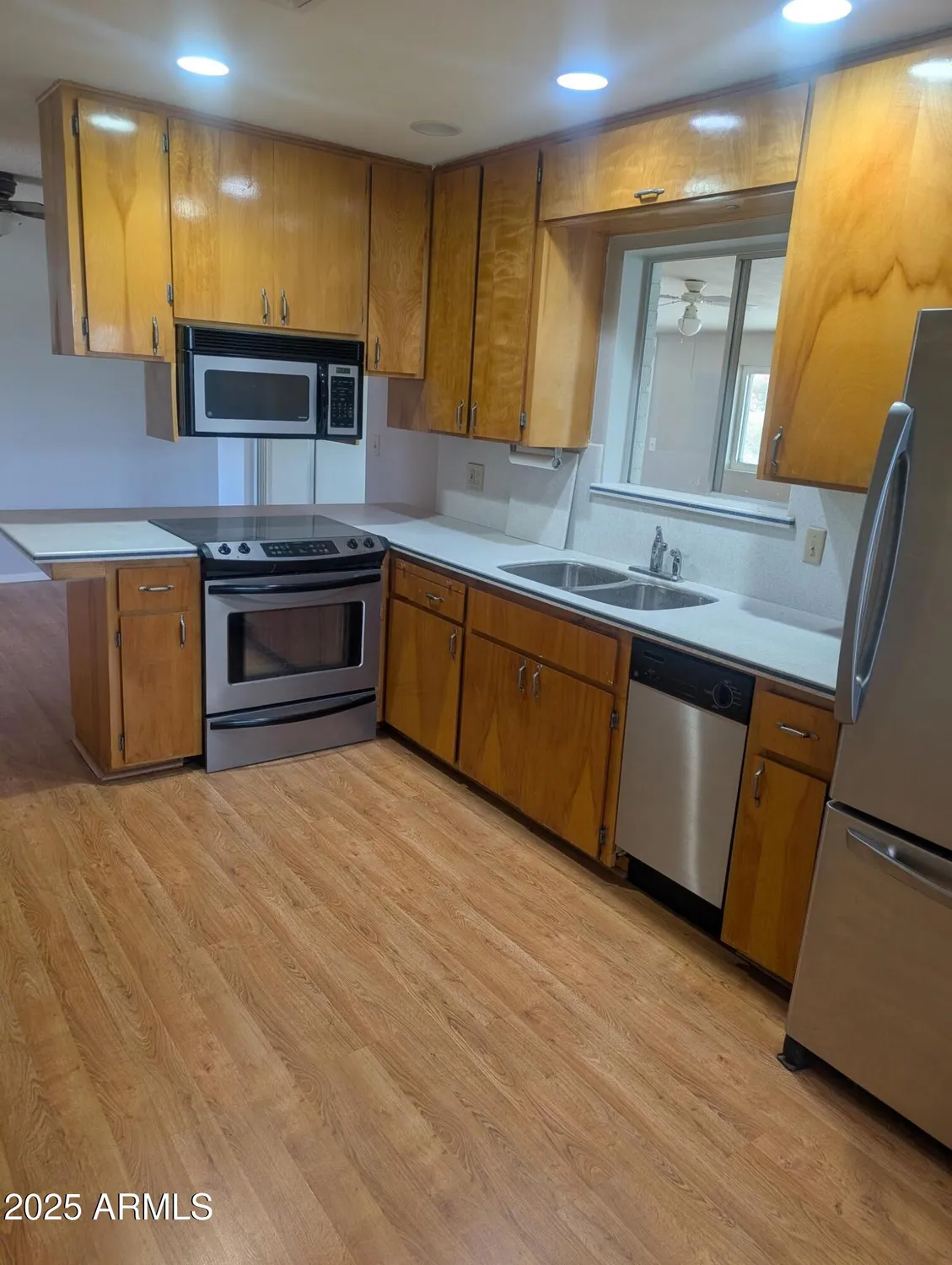 Property Slideshow image 6 of 22 | 1161 s grand dr, Apache Junction, AZ, 85120