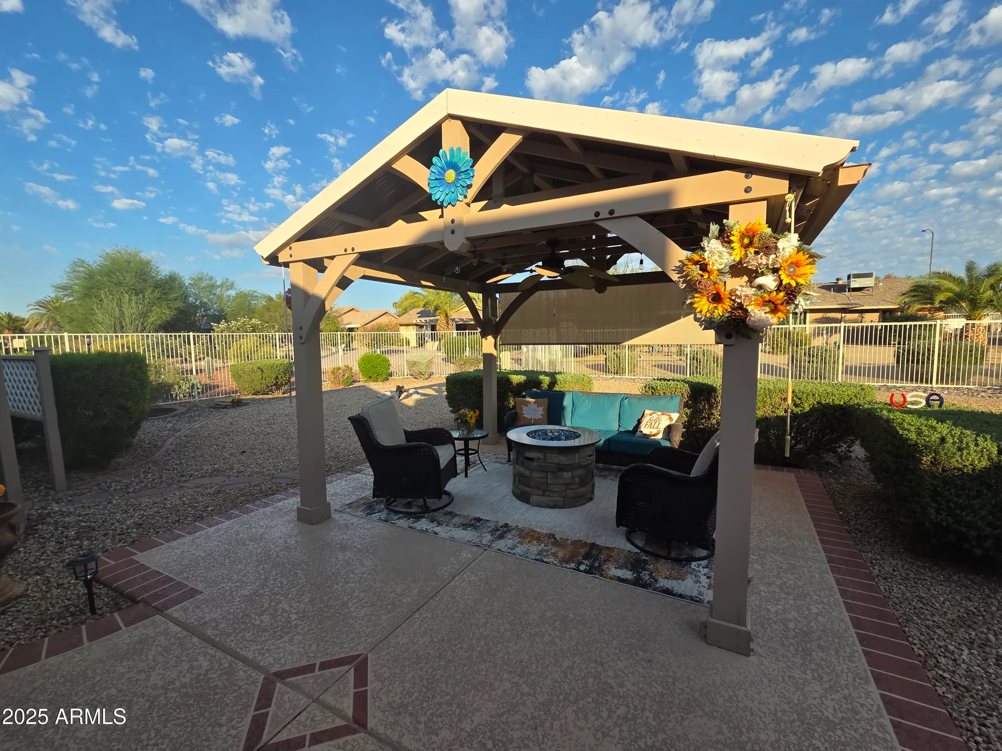 Property Slideshow image 18 of 55 | 19814 n white rock dr, Sun City West, AZ, 85375