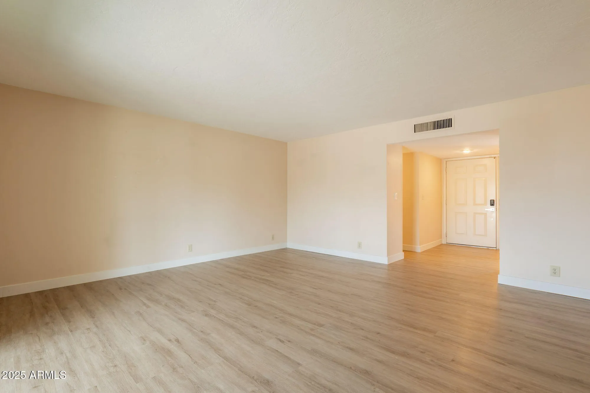 Property Slideshow image 11 of 52 | 4622 e flower ave, Mesa, AZ, 85206