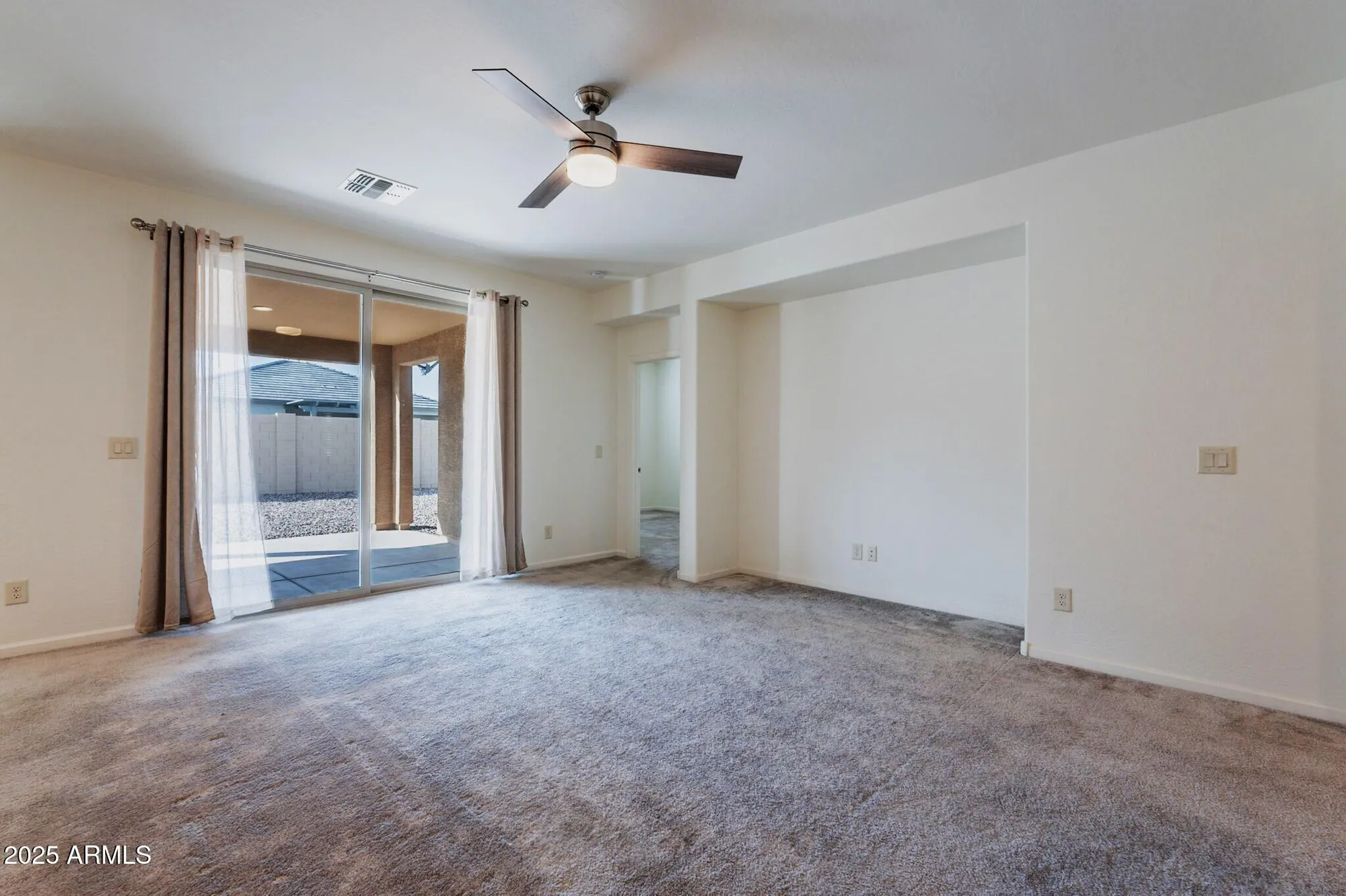 Property Slideshow image 3 of 28 | 4075 w painted horse dr, Eloy, AZ, 85131