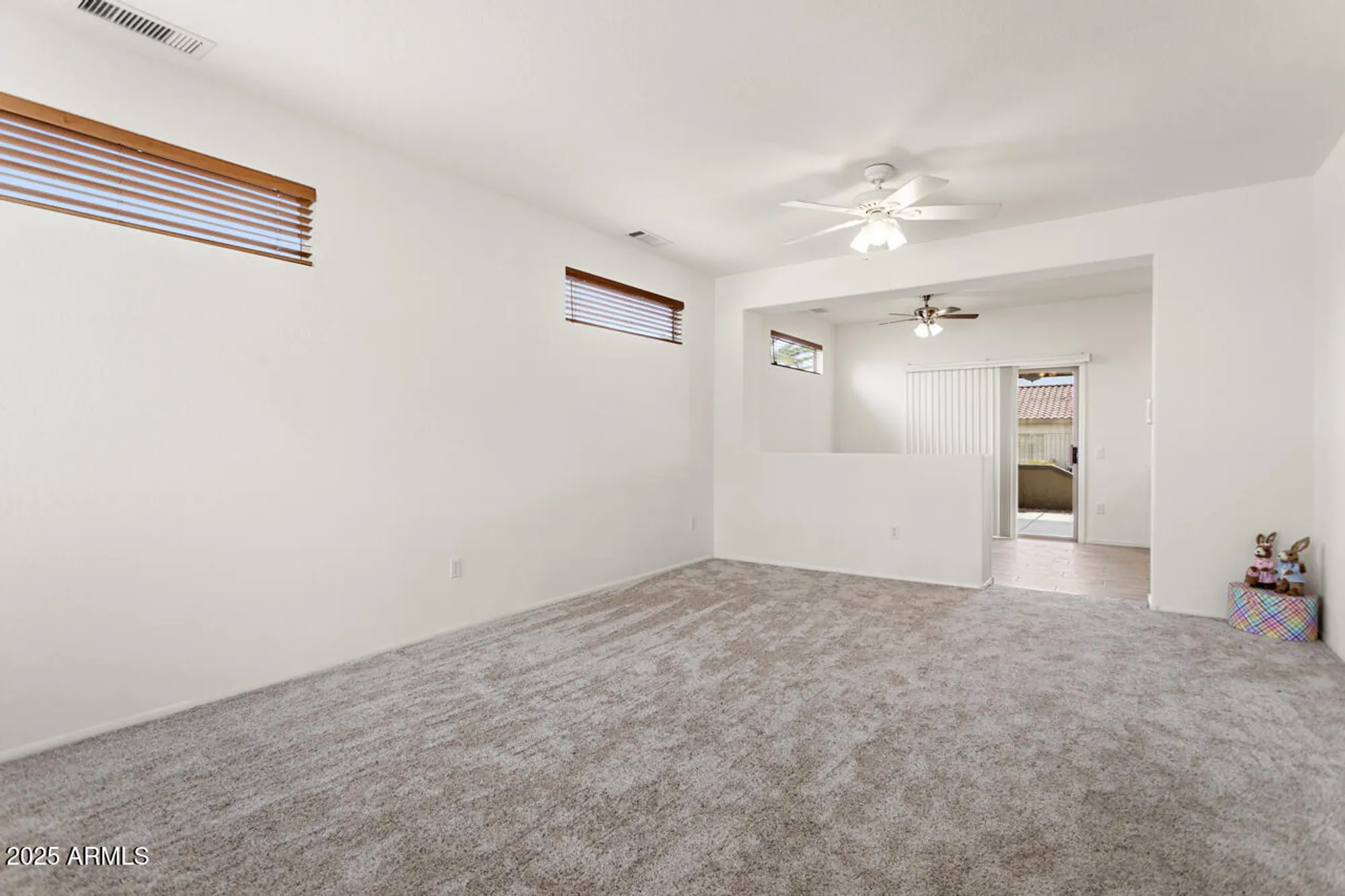 Property Slideshow image 4 of 34 | 16115 w acacia ct, Surprise, AZ, 85374