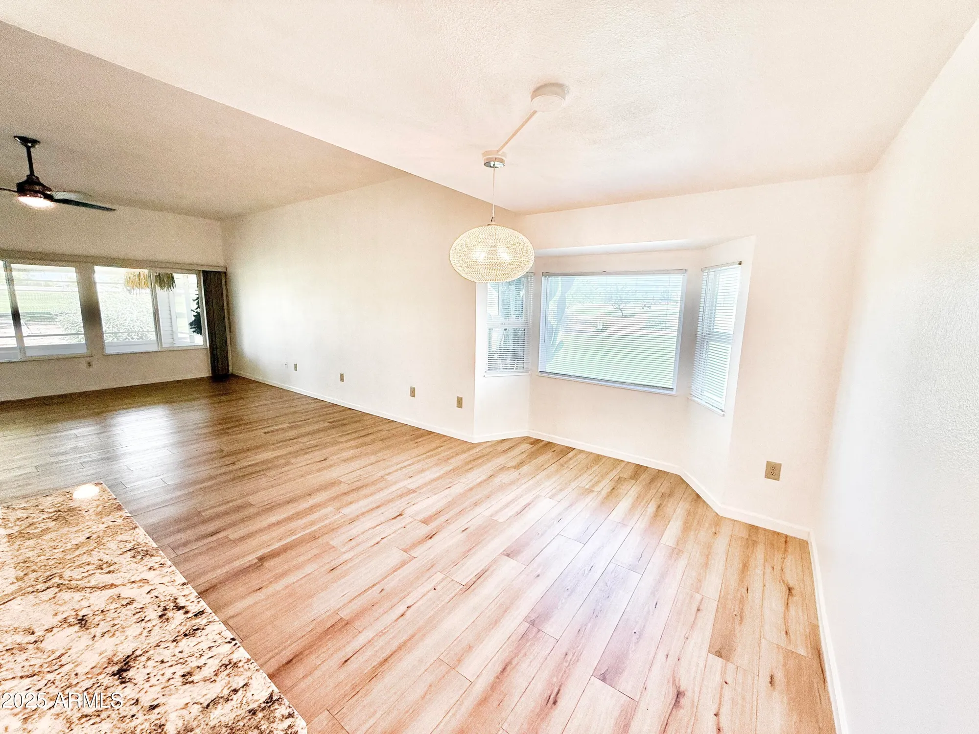 Property Slideshow image 20 of 36 | 17844 n 102nd dr, Sun City, AZ, 85373