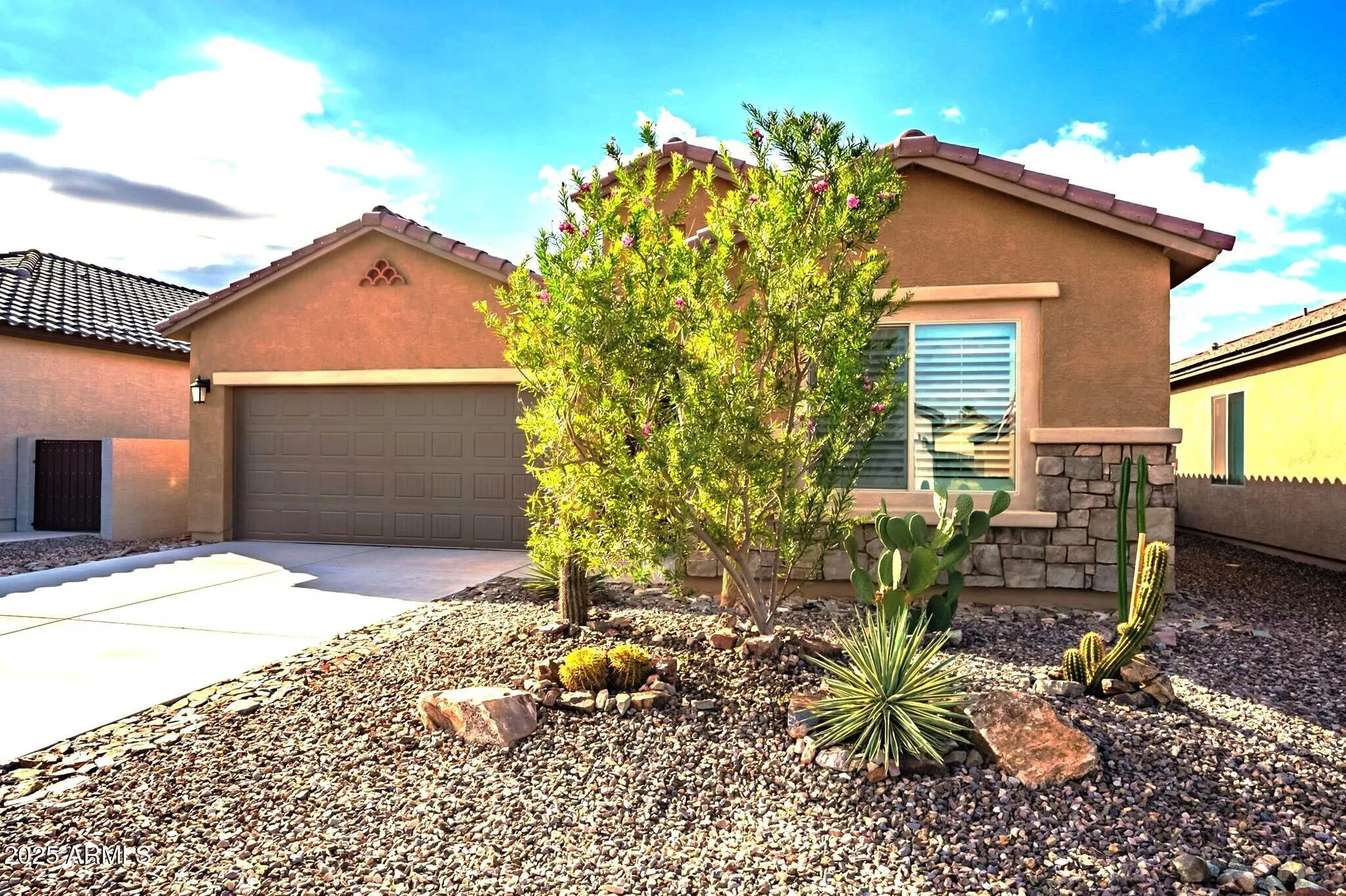 Property Slideshow image 22 of 28 | 4075 w painted horse dr, Eloy, AZ, 85131