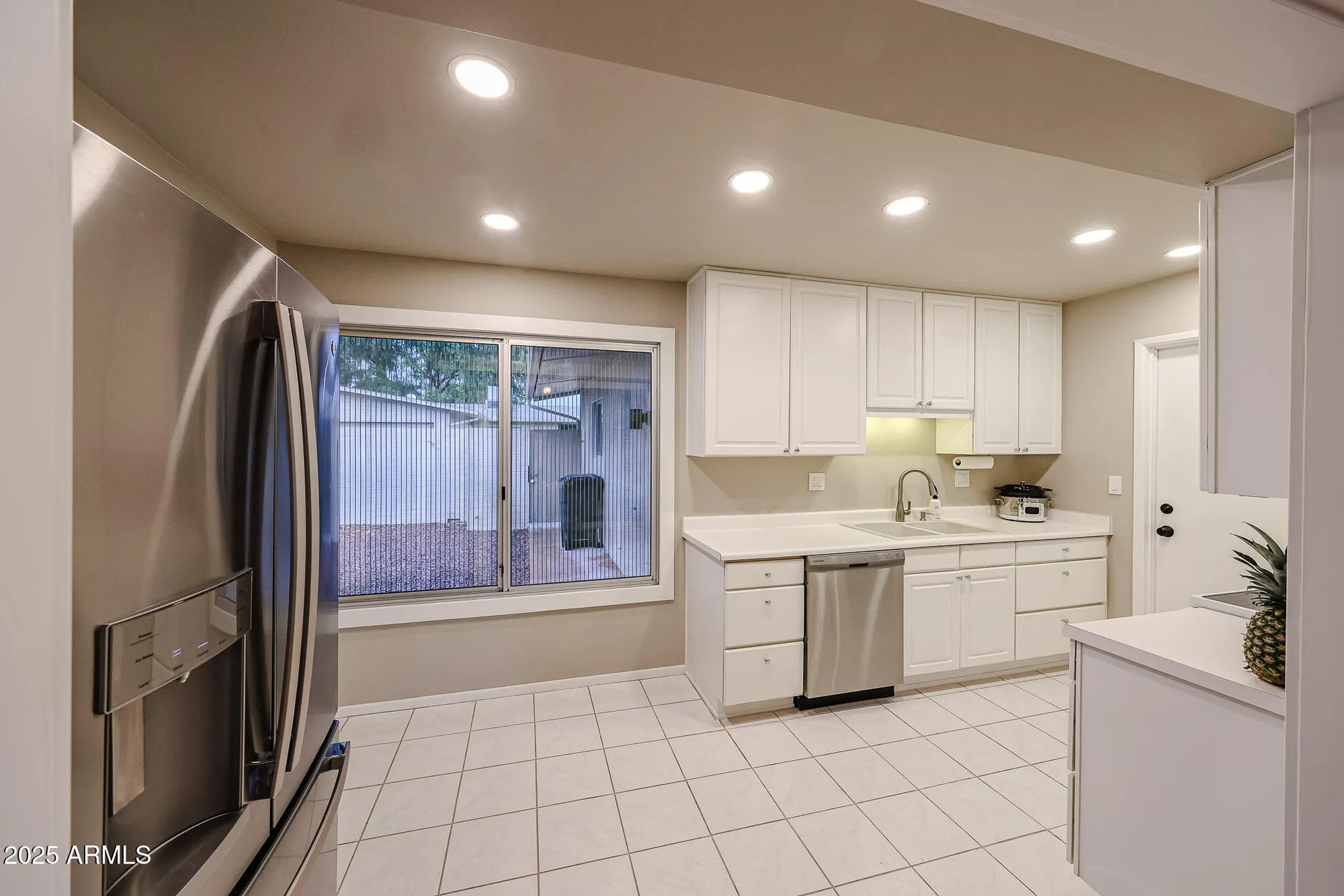 Property Slideshow image 6 of 21 | 17037 n 106th ave, Sun City, AZ, 85373