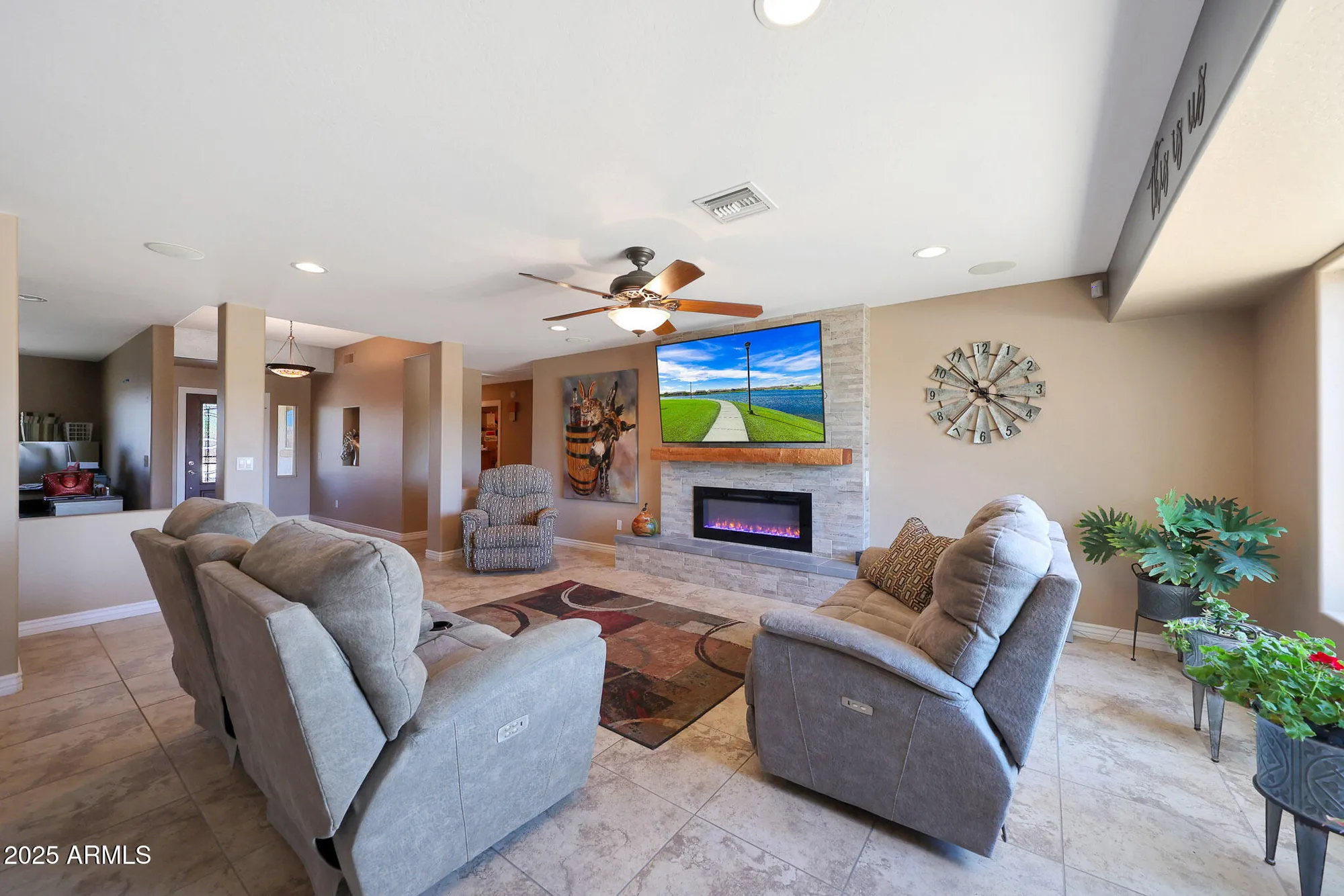 Property Slideshow image 22 of 73 | 19835 n 100th dr, Sun City, AZ, 85373