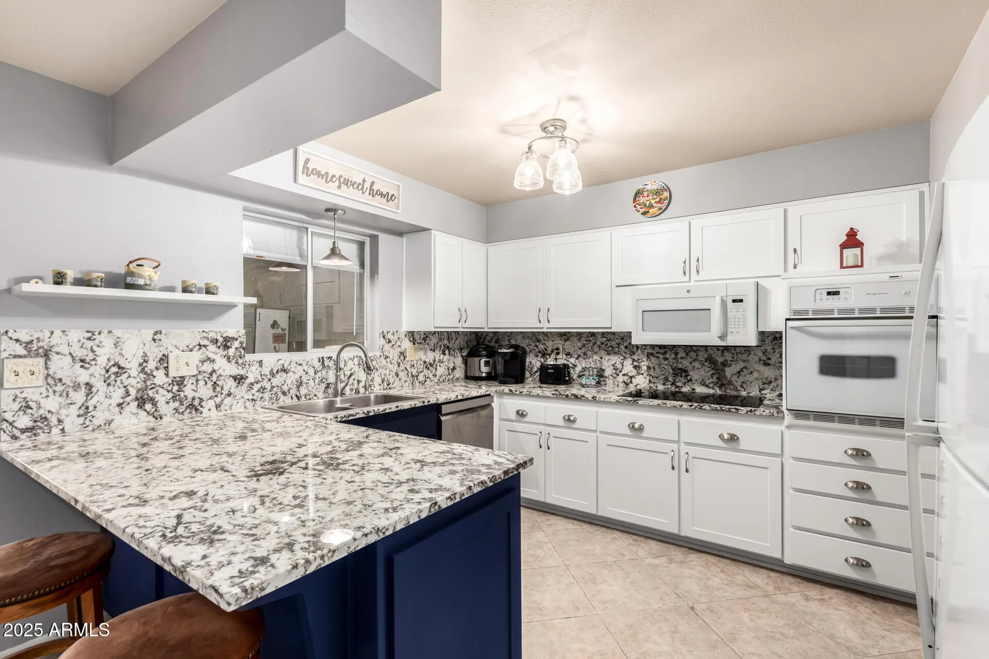 Property Slideshow image 1 of 29 | 10230 n 106th dr, Sun City, AZ, 85351