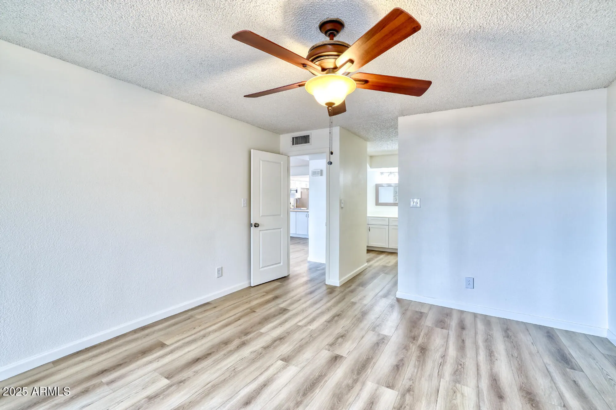 Property Slideshow image 6 of 11 | 502 s saguaro way, Mesa, AZ, 85208