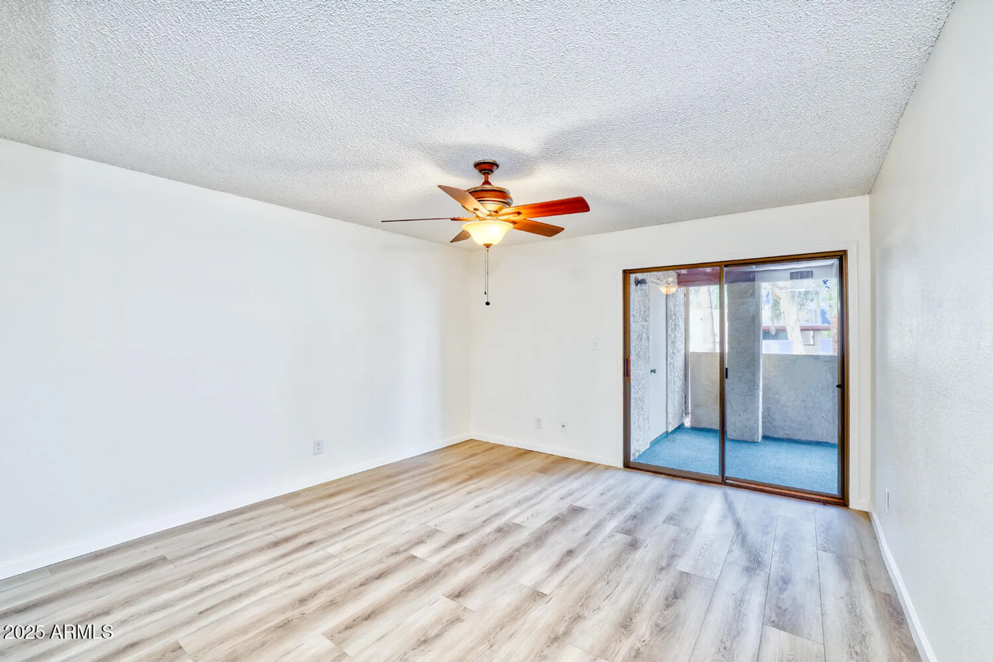 Property Slideshow image 5 of 11 | 502 s saguaro way, Mesa, AZ, 85208