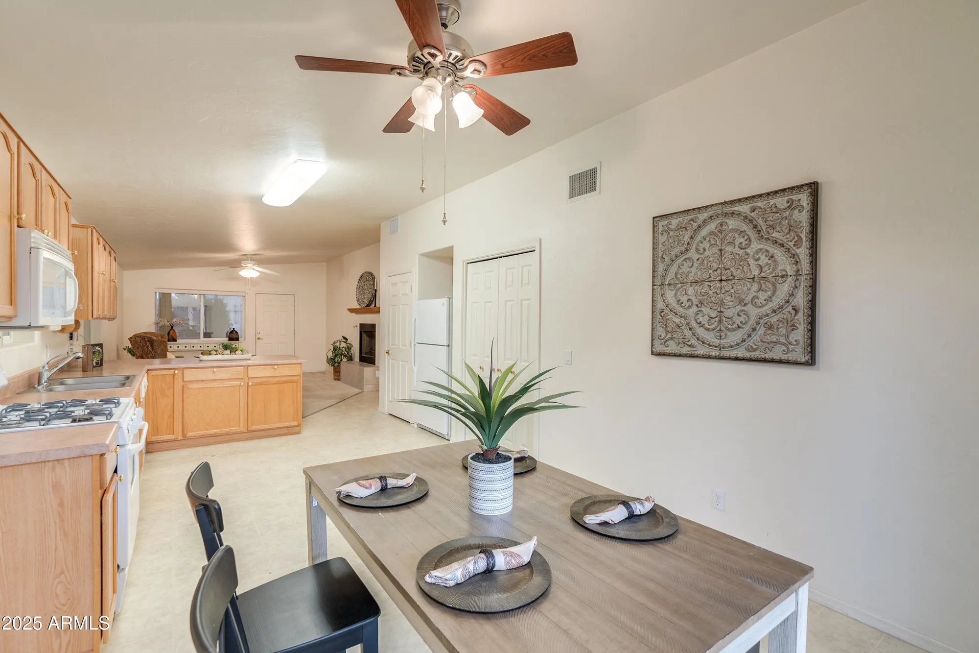 Property Slideshow image 4 of 34 | 426 s taylors trl, Sierra Vista, AZ, 85635