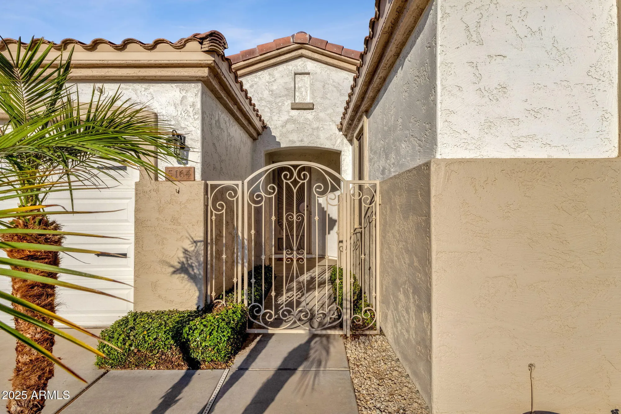 Property Slideshow image 3 of 31 | 5164 s barley way, Gilbert, AZ, 85298