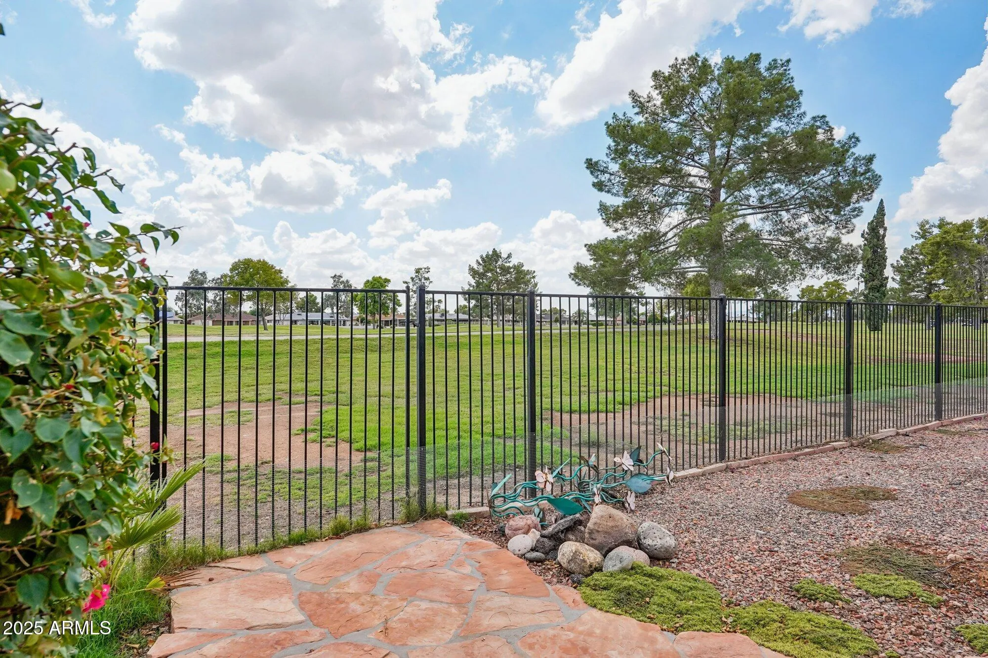 Property Slideshow image 30 of 32 | 9623 w country club dr, Sun City, AZ, 85373