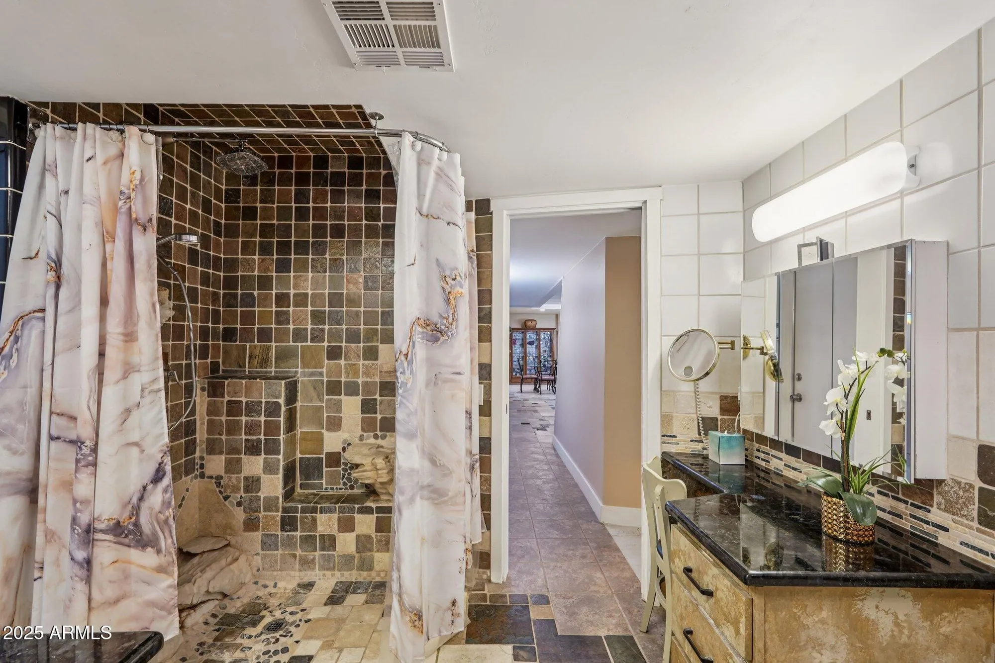 Property Slideshow image 19 of 32 | 9623 w country club dr, Sun City, AZ, 85373