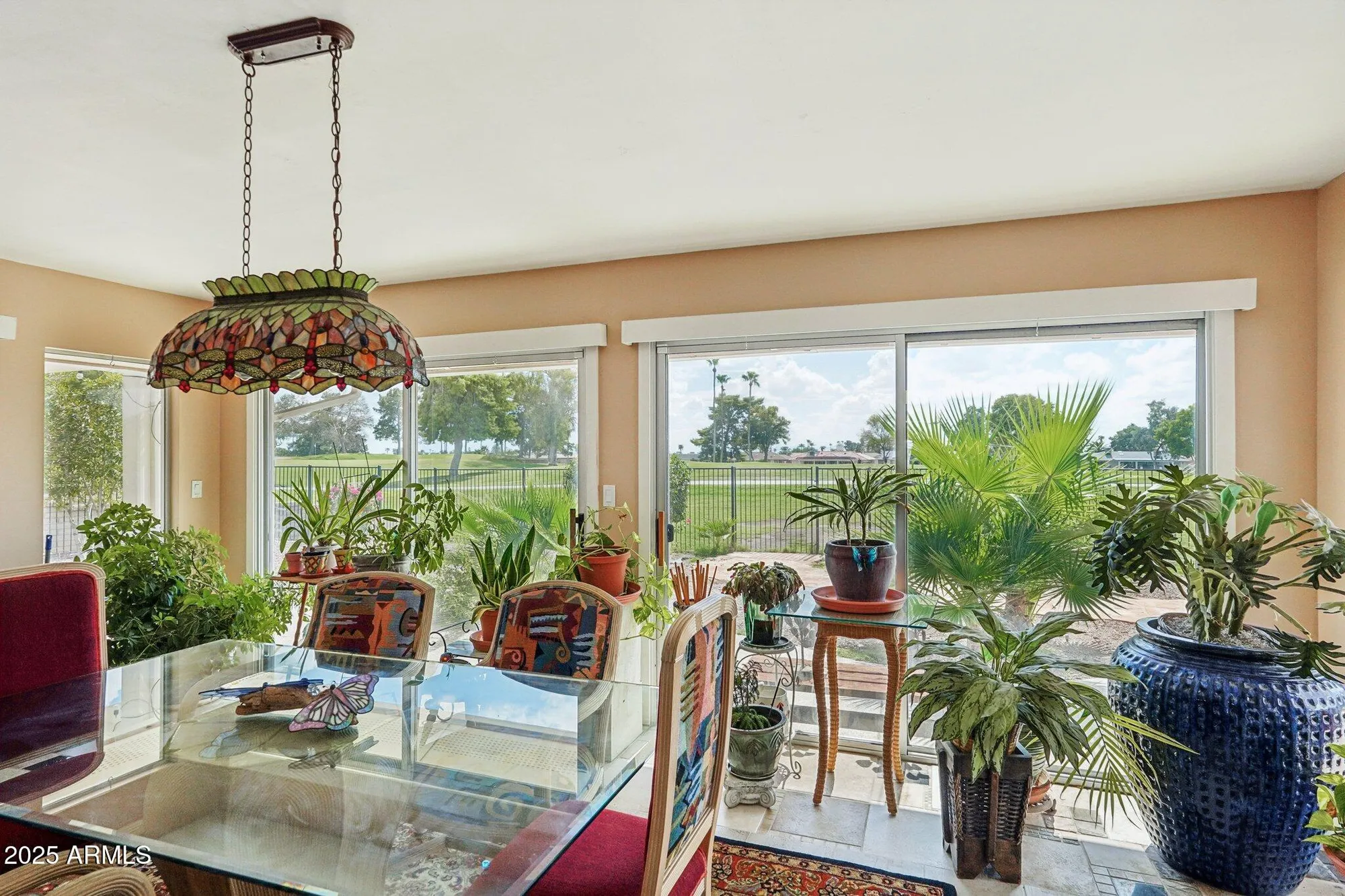 Property Slideshow image 12 of 32 | 9623 w country club dr, Sun City, AZ, 85373
