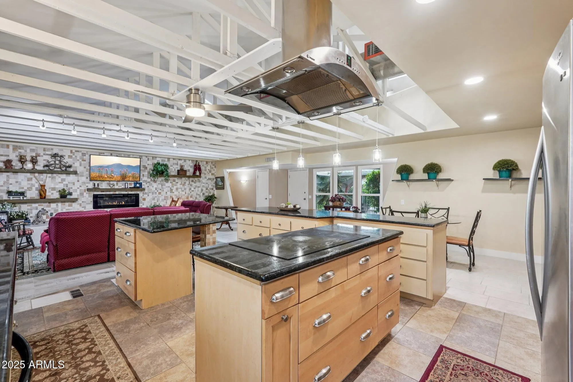 Property Slideshow image 13 of 32 | 9623 w country club dr, Sun City, AZ, 85373