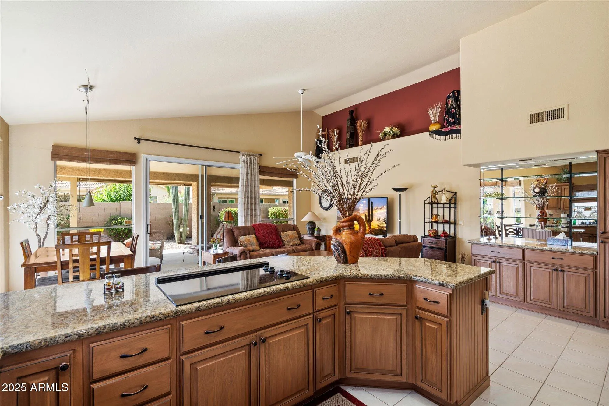 Property Slideshow image 8 of 28 | 10605 e nacoma dr, Sun Lakes, AZ, 85248