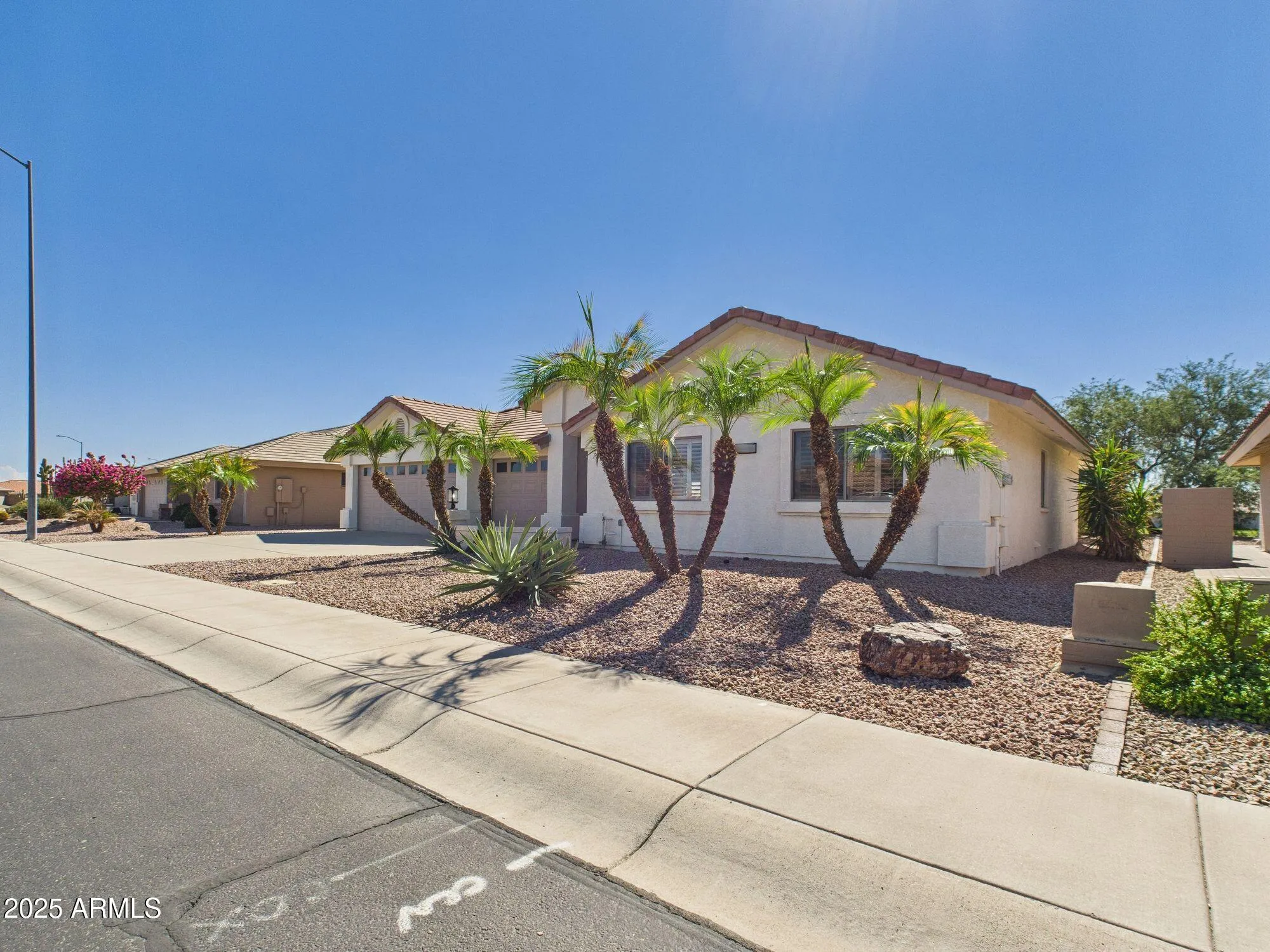 Property Slideshow image 4 of 45 | 2222 s yellow wood, Mesa, AZ, 85209