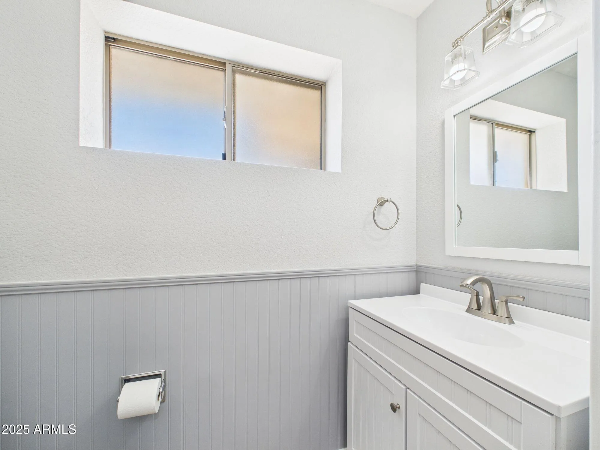 Property Slideshow image 17 of 45 | 2222 s yellow wood, Mesa, AZ, 85209