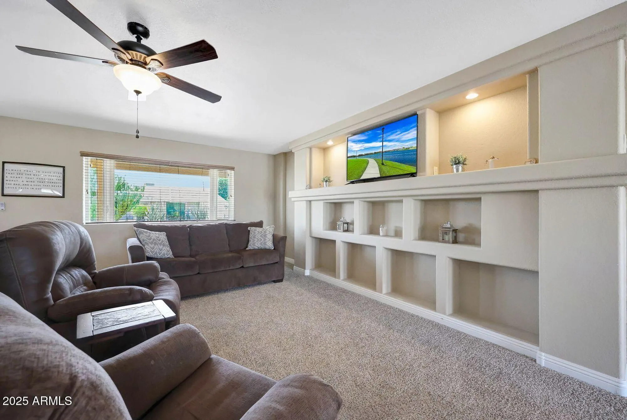 Property Slideshow image 6 of 39 | 10848 w crosby dr, Sun City, AZ, 85351