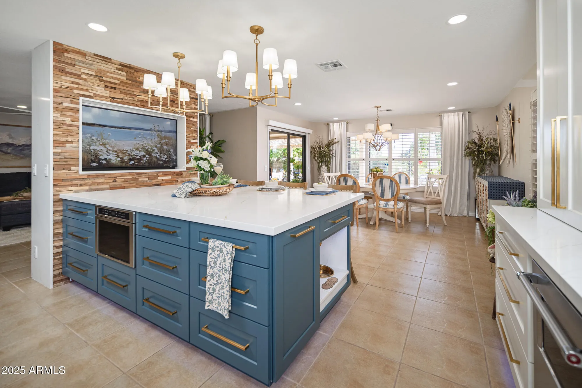 Property Slideshow image 10 of 50 | 18823 n 97th ln, Peoria, AZ, 85382