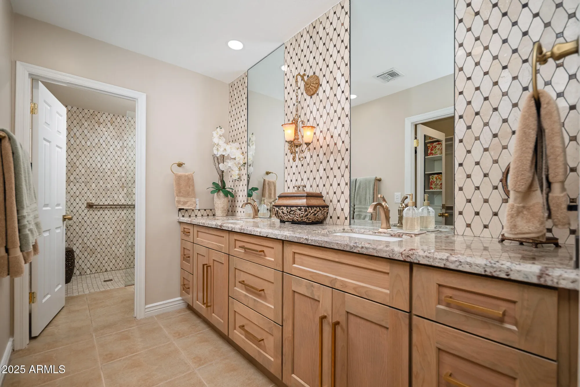 Property Slideshow image 23 of 50 | 18823 n 97th ln, Peoria, AZ, 85382