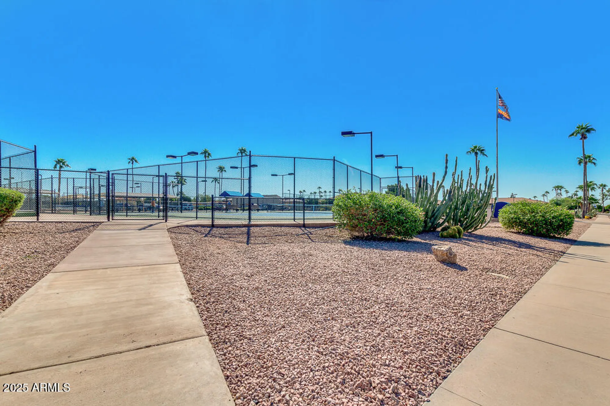 Property Slideshow image 31 of 78 | 8118 e medina ave, Mesa, AZ, 85209