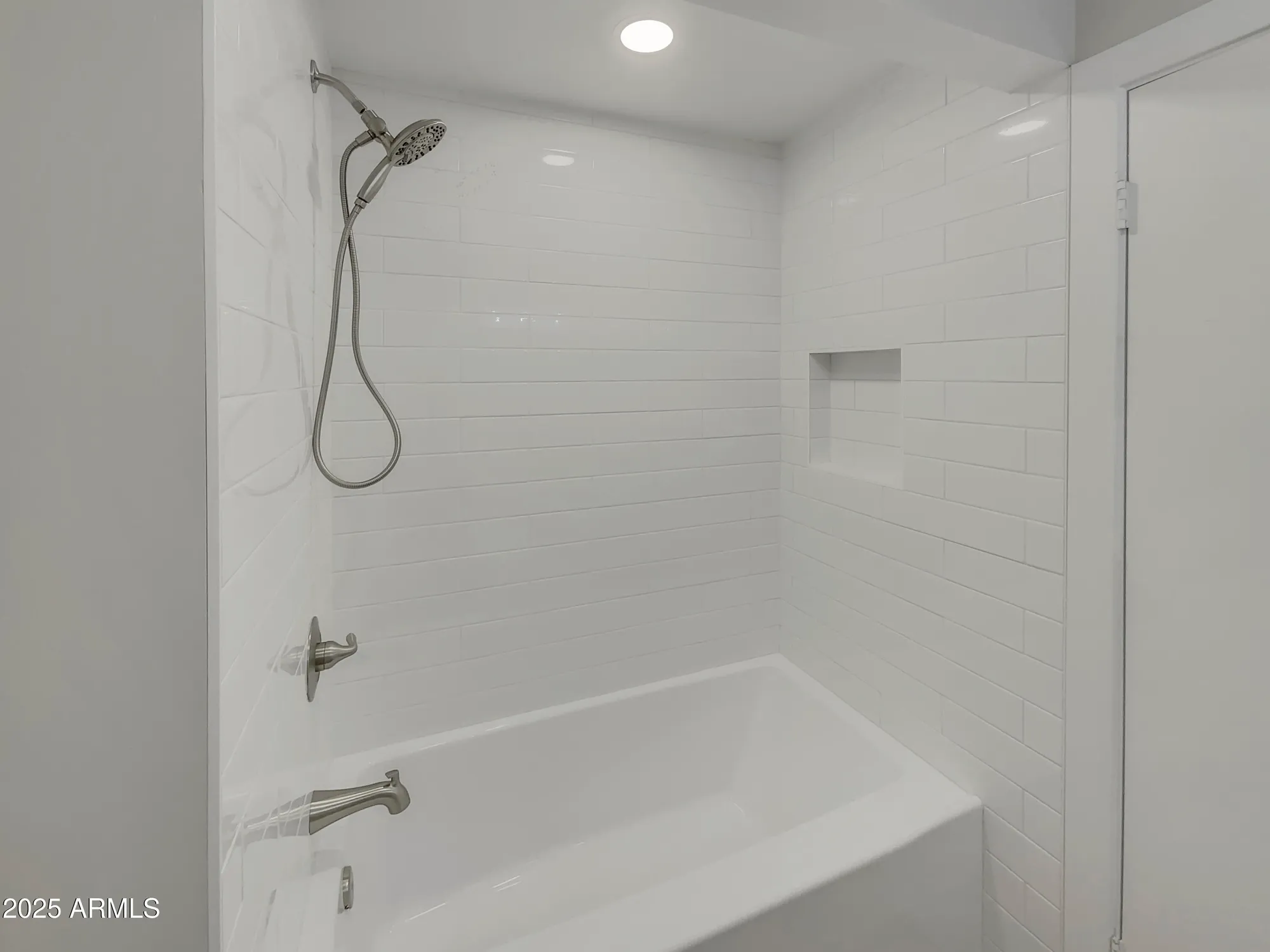 Property Slideshow image 7 of 24 | 13433 n emberwood dr, Sun City, AZ, 85351