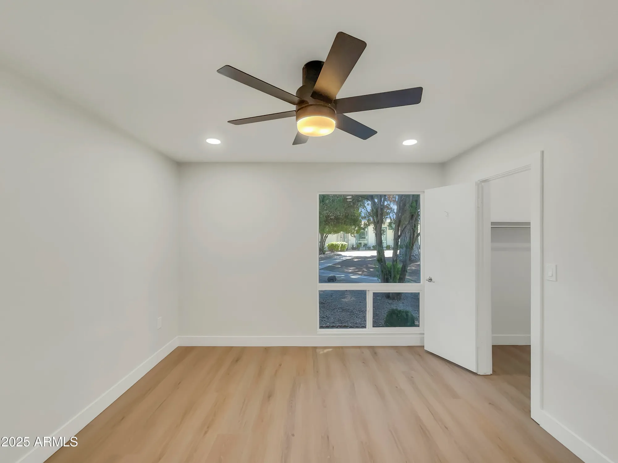 Property Slideshow image 5 of 24 | 13433 n emberwood dr, Sun City, AZ, 85351