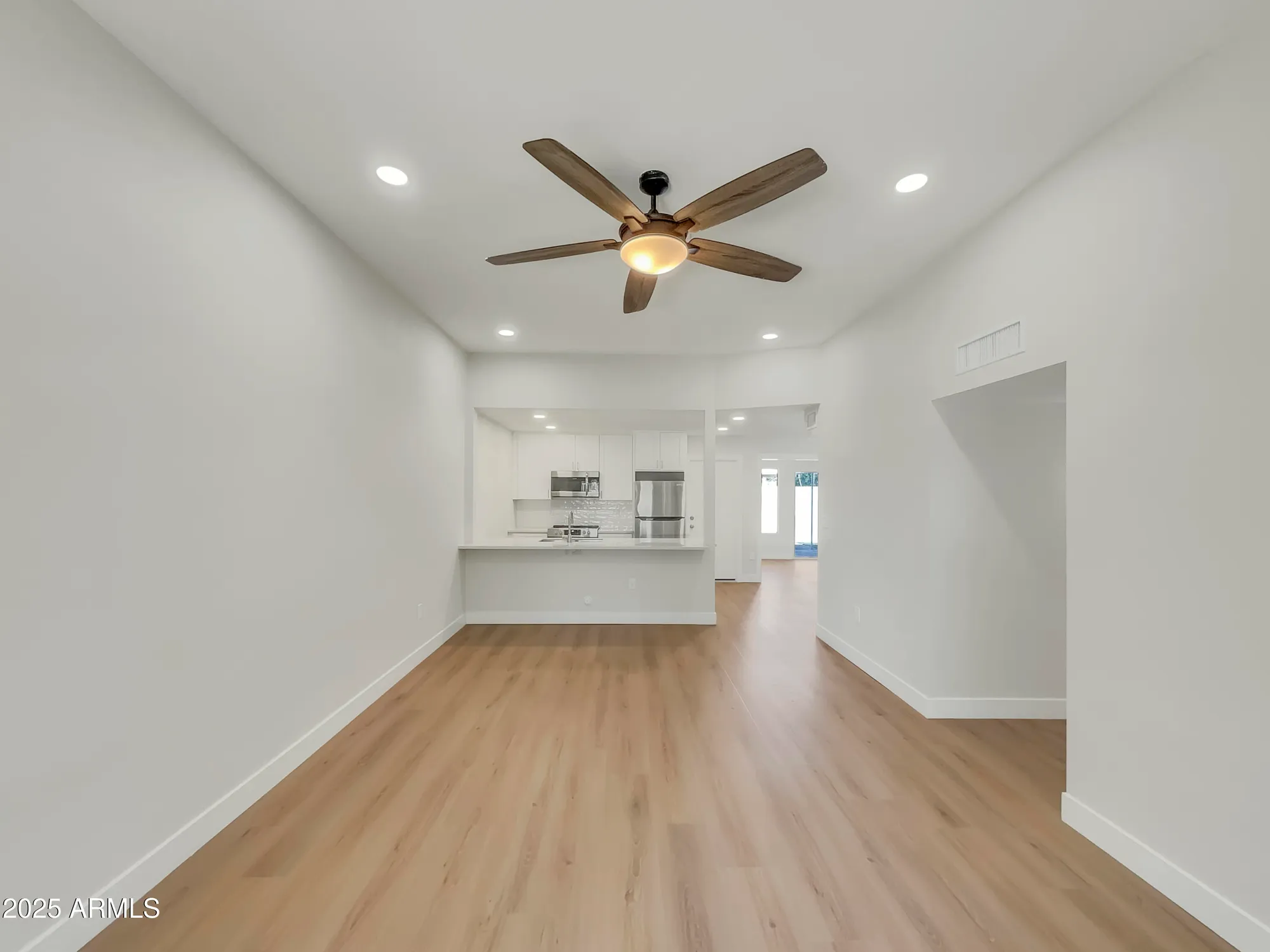 Property Slideshow image 10 of 24 | 13433 n emberwood dr, Sun City, AZ, 85351