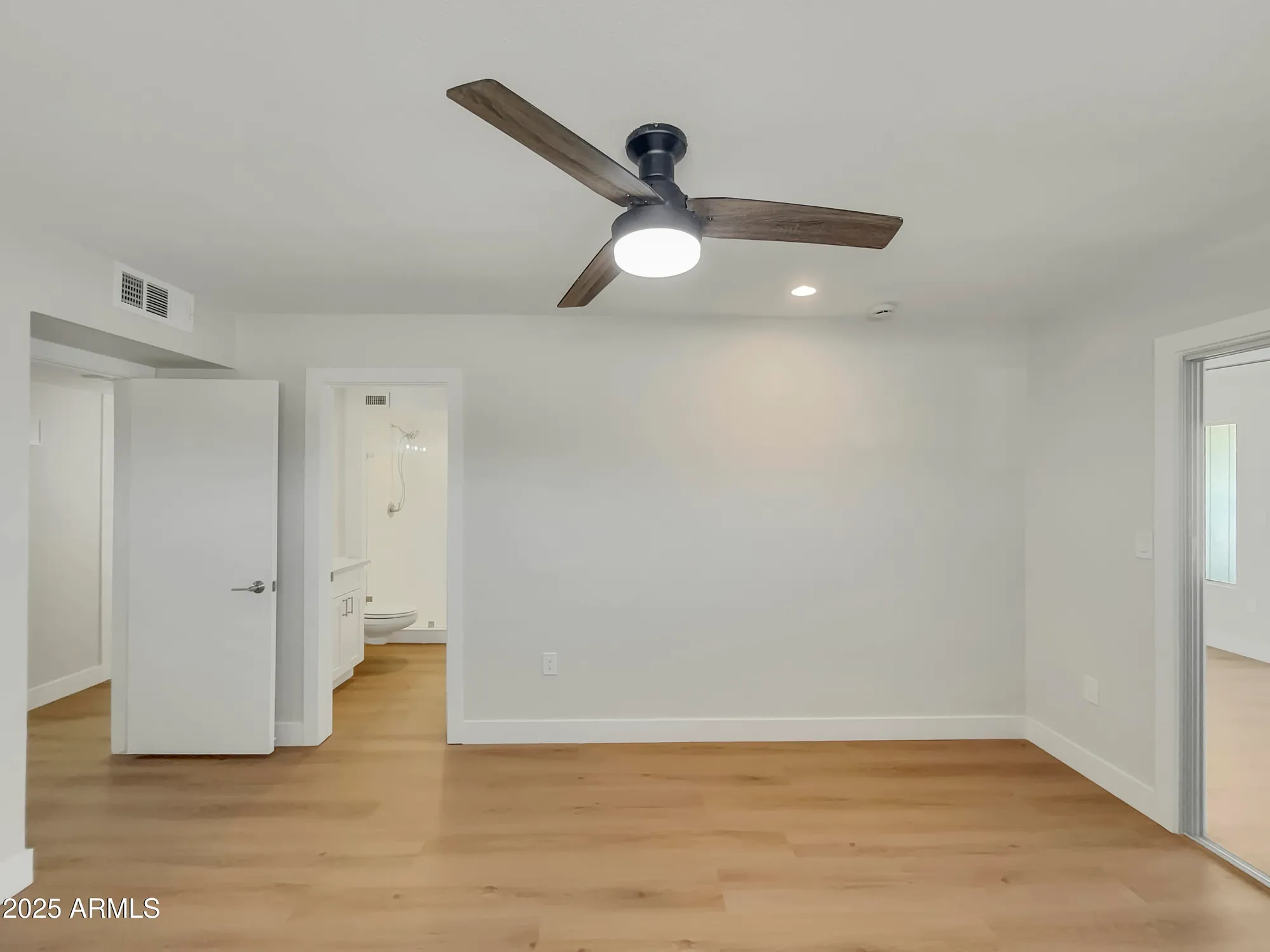 Property Slideshow image 16 of 24 | 13433 n emberwood dr, Sun City, AZ, 85351