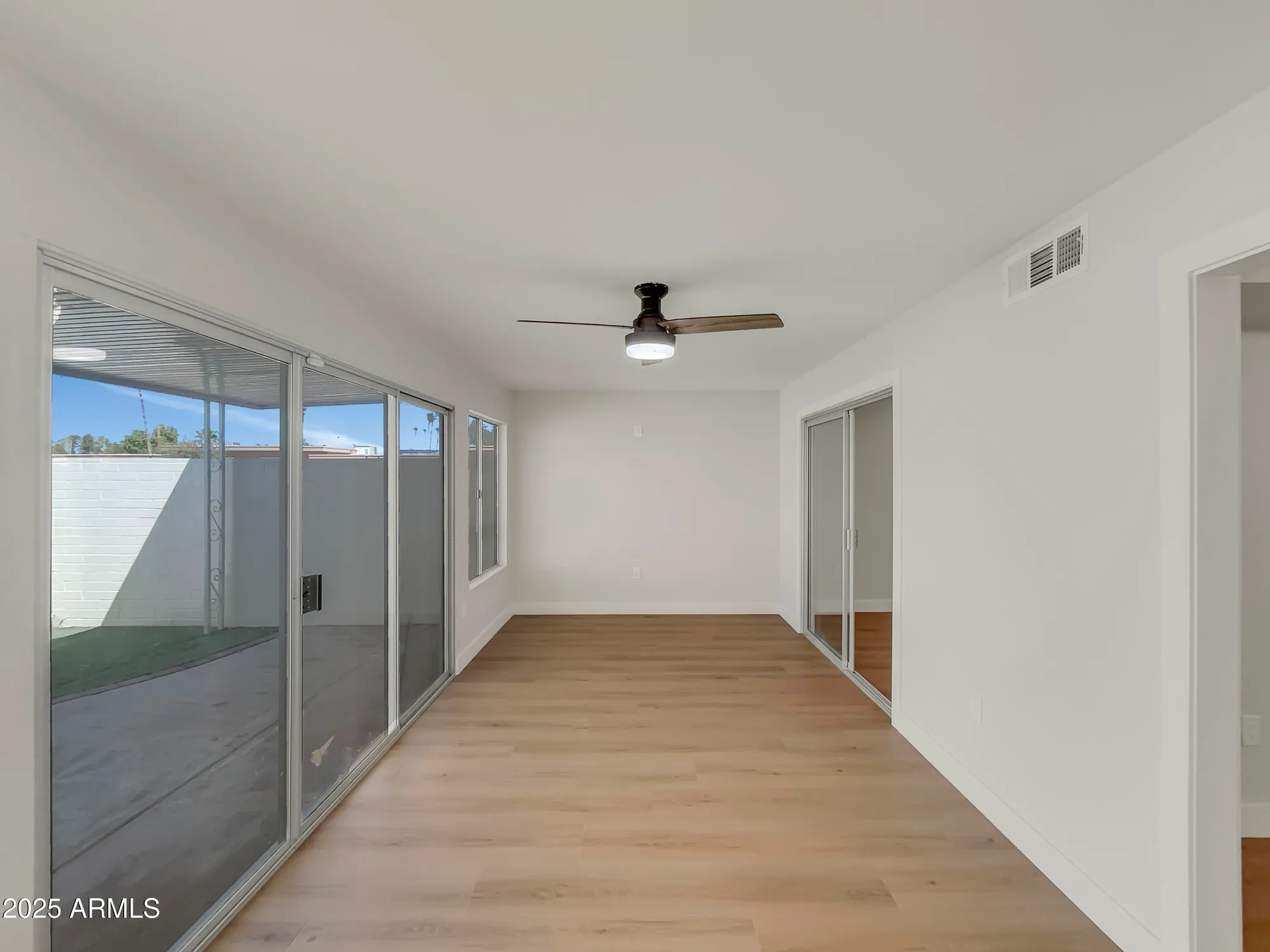 Property Slideshow image 14 of 24 | 13433 n emberwood dr, Sun City, AZ, 85351