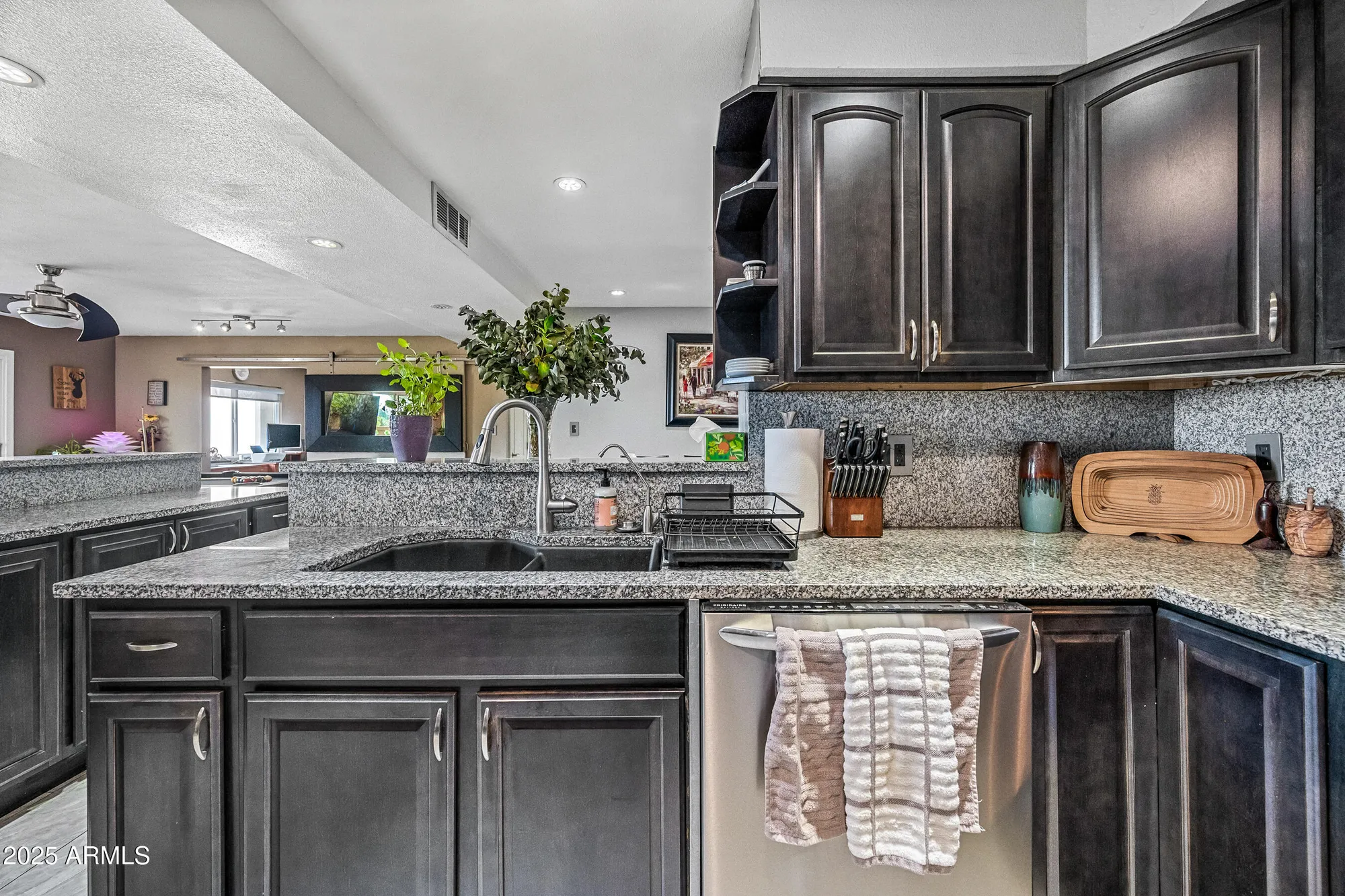 Property Slideshow image 16 of 91 | 7940 e camelback rd unit 411, Scottsdale, AZ, 85251