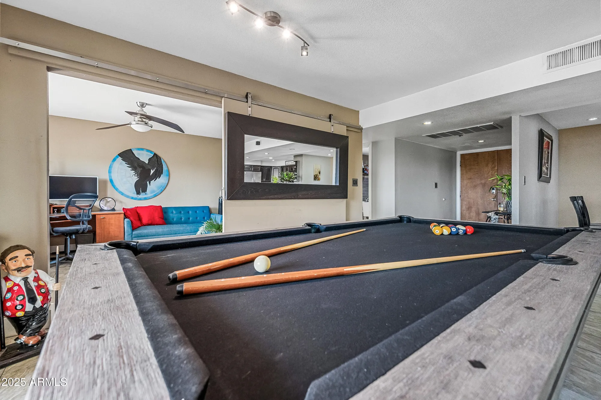 Property Slideshow image 28 of 91 | 7940 e camelback rd unit 411, Scottsdale, AZ, 85251