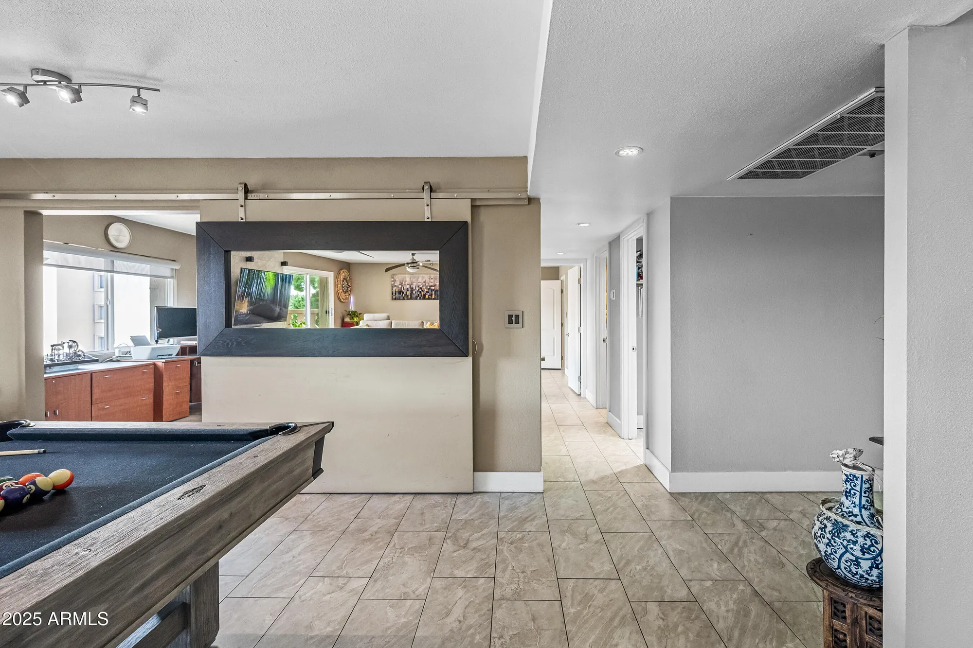 Property Slideshow image 31 of 91 | 7940 e camelback rd unit 411, Scottsdale, AZ, 85251