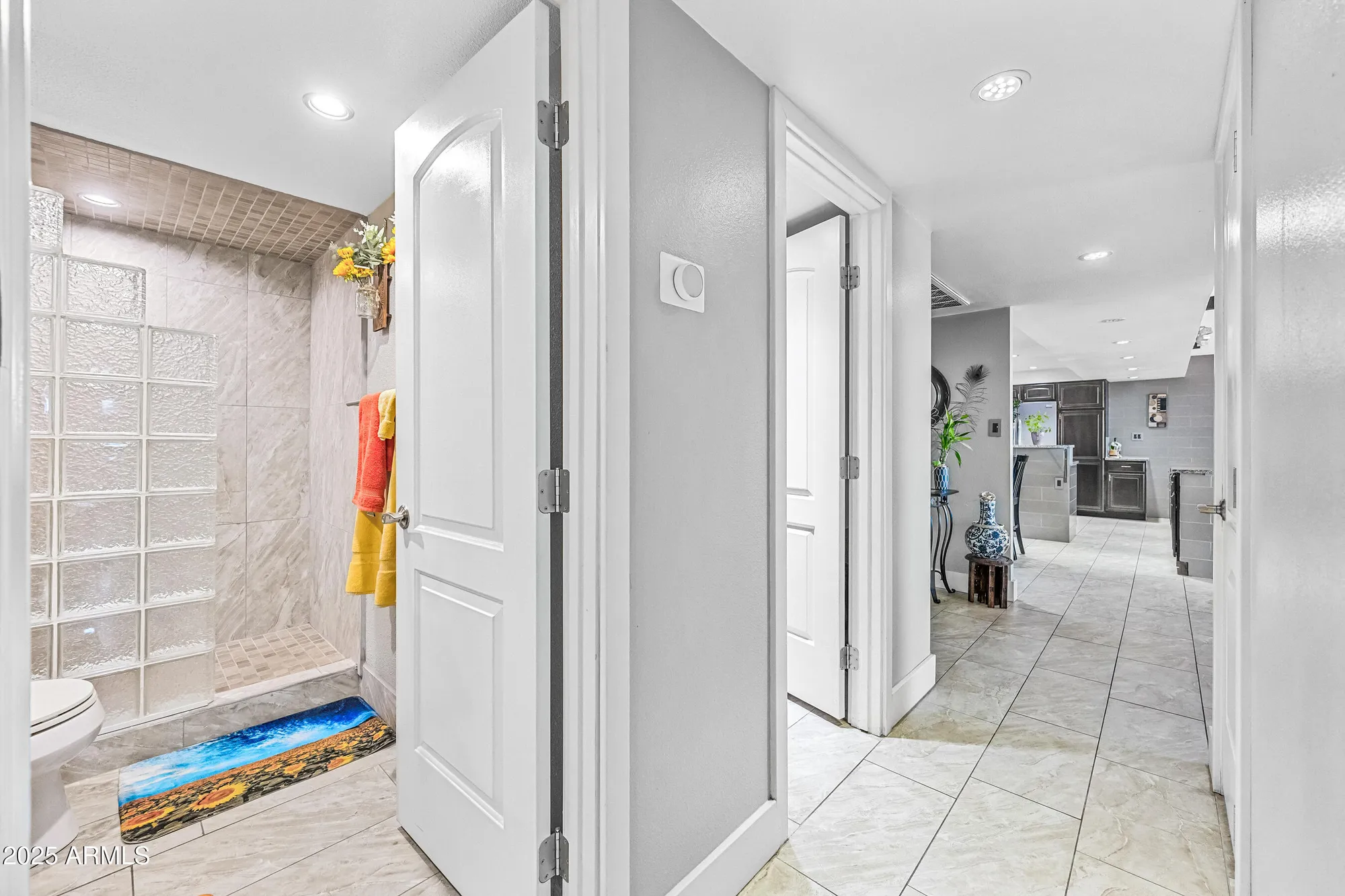 Property Slideshow image 38 of 91 | 7940 e camelback rd unit 411, Scottsdale, AZ, 85251