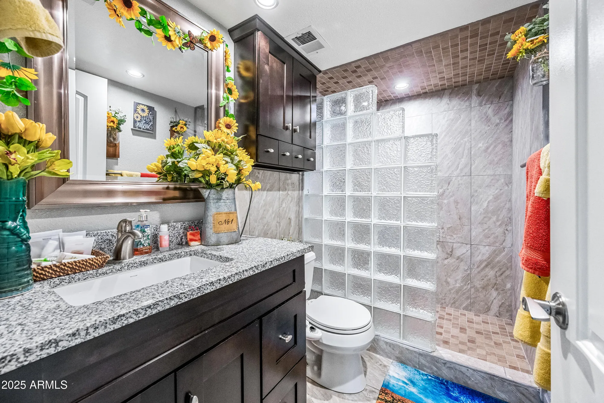 Property Slideshow image 39 of 91 | 7940 e camelback rd unit 411, Scottsdale, AZ, 85251