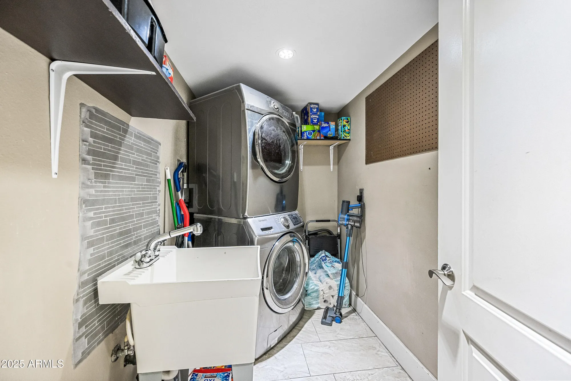 Property Slideshow image 40 of 91 | 7940 e camelback rd unit 411, Scottsdale, AZ, 85251