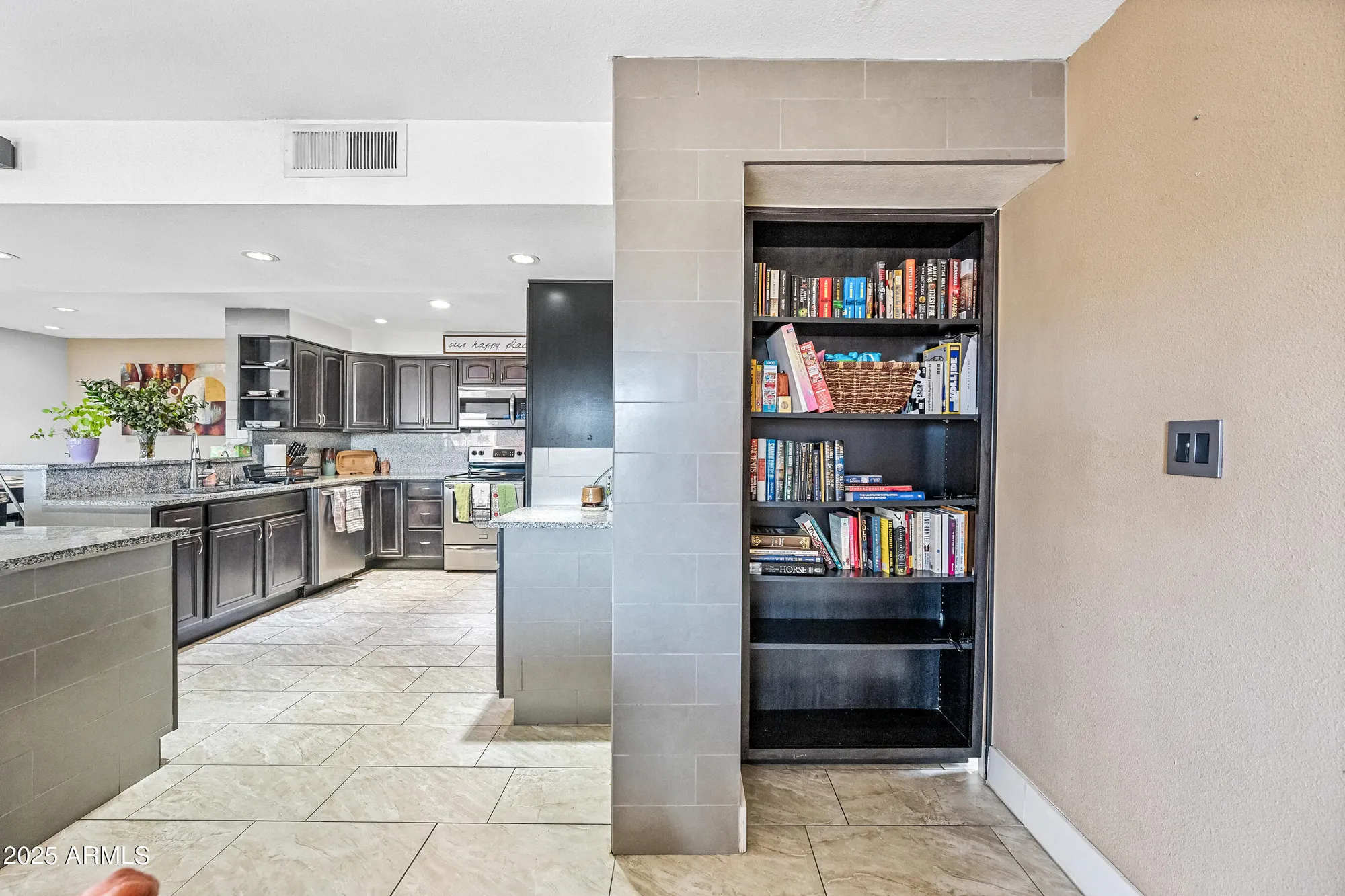 Property Slideshow image 41 of 91 | 7940 e camelback rd unit 411, Scottsdale, AZ, 85251