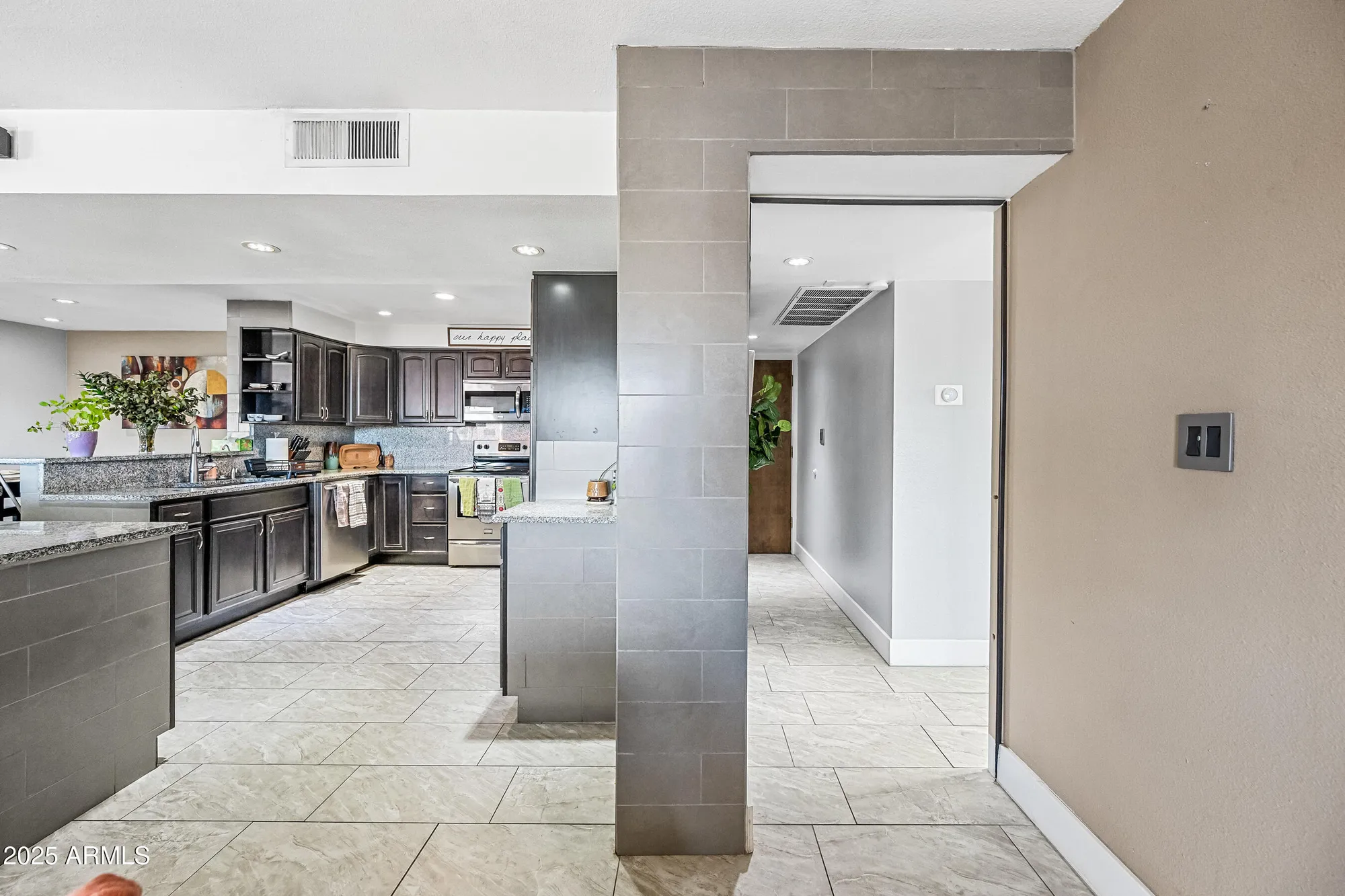 Property Slideshow image 42 of 91 | 7940 e camelback rd unit 411, Scottsdale, AZ, 85251