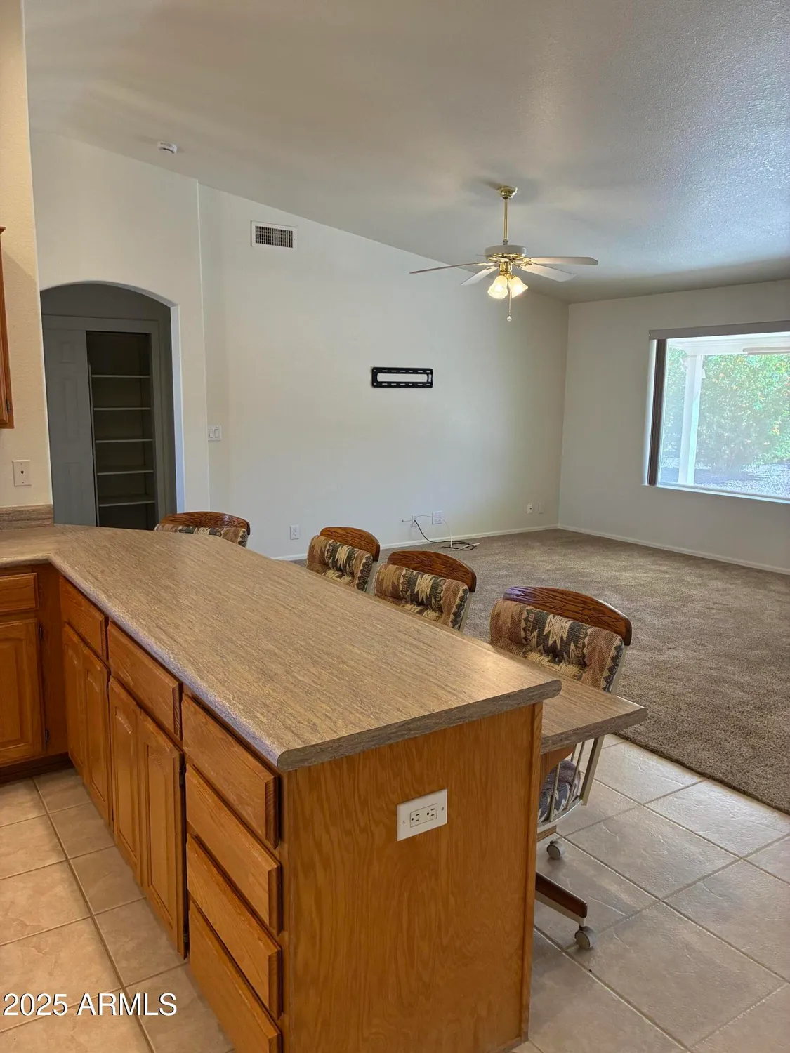 Property Slideshow image 4 of 32 | 11259 e medina ave, Mesa, AZ, 85209