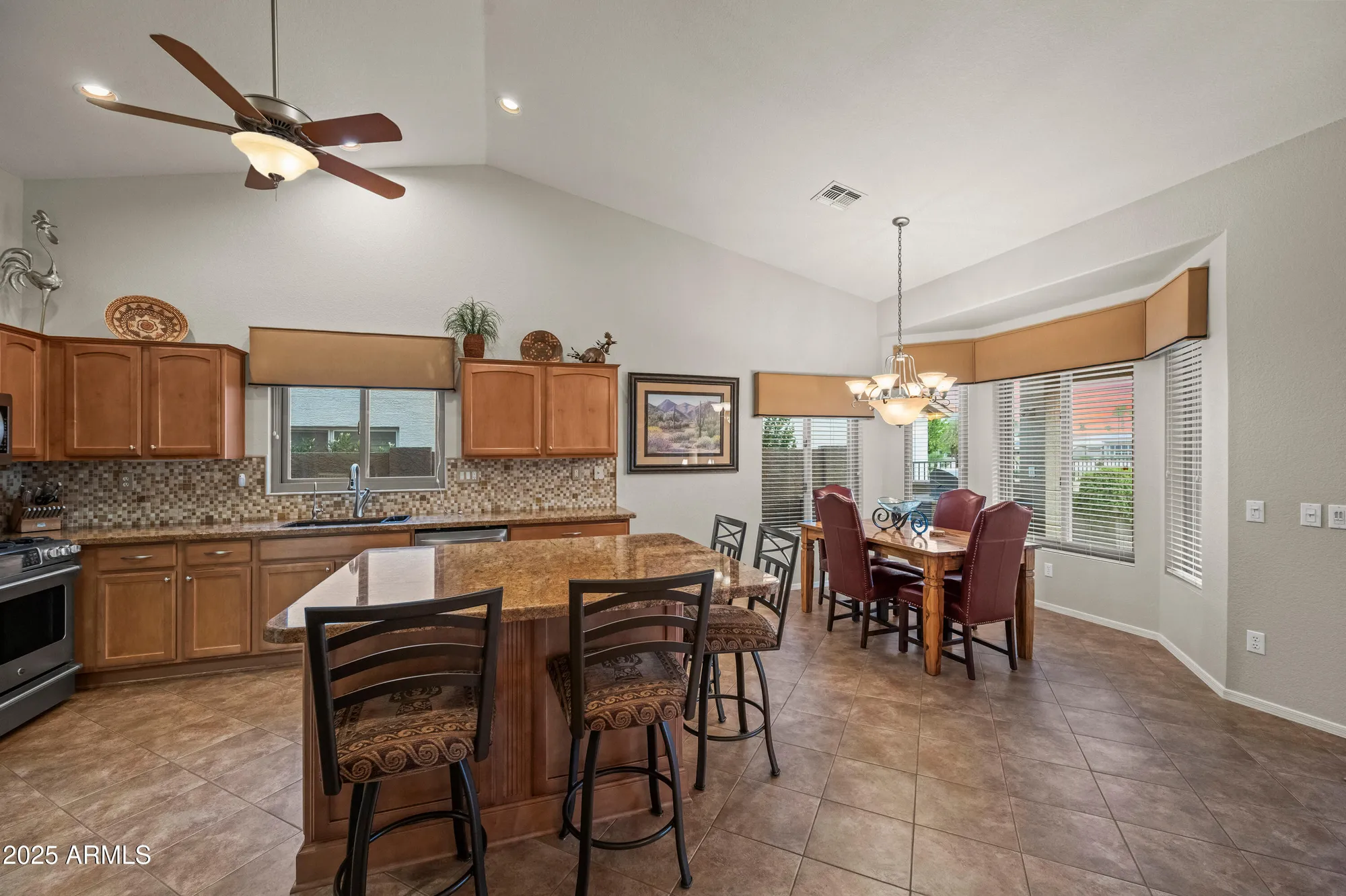 Property Slideshow image 13 of 42 | 15861 w earll dr, Goodyear, AZ, 85395