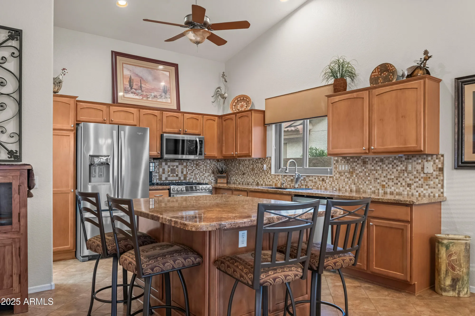 Property Slideshow image 14 of 42 | 15861 w earll dr, Goodyear, AZ, 85395