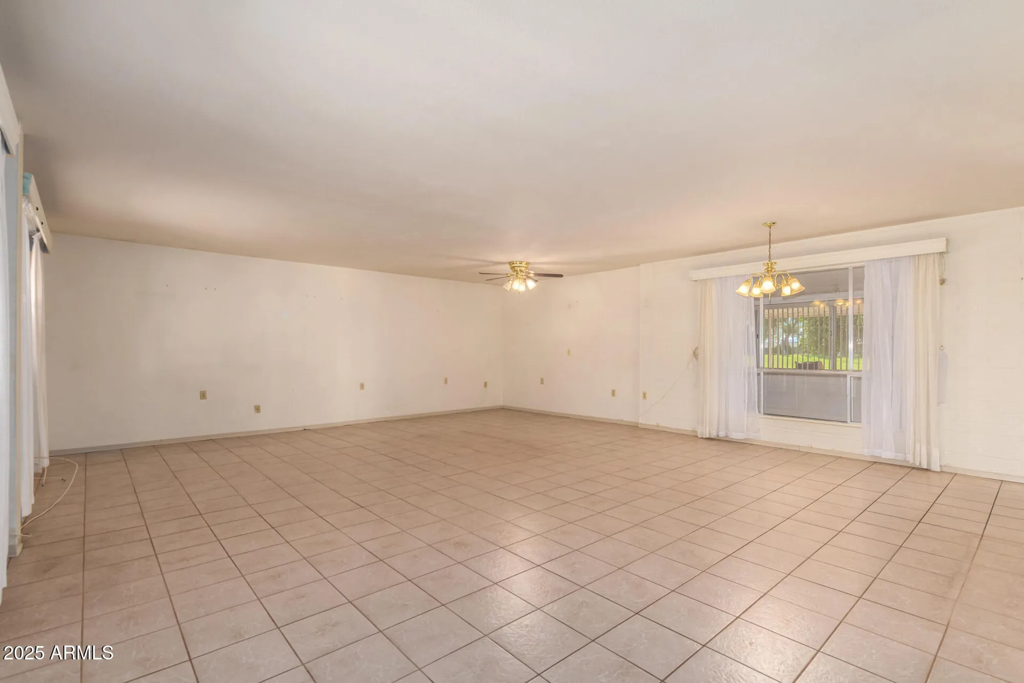Property Slideshow image 9 of 38 | 12248 n 105th ave, Sun City, AZ, 85351