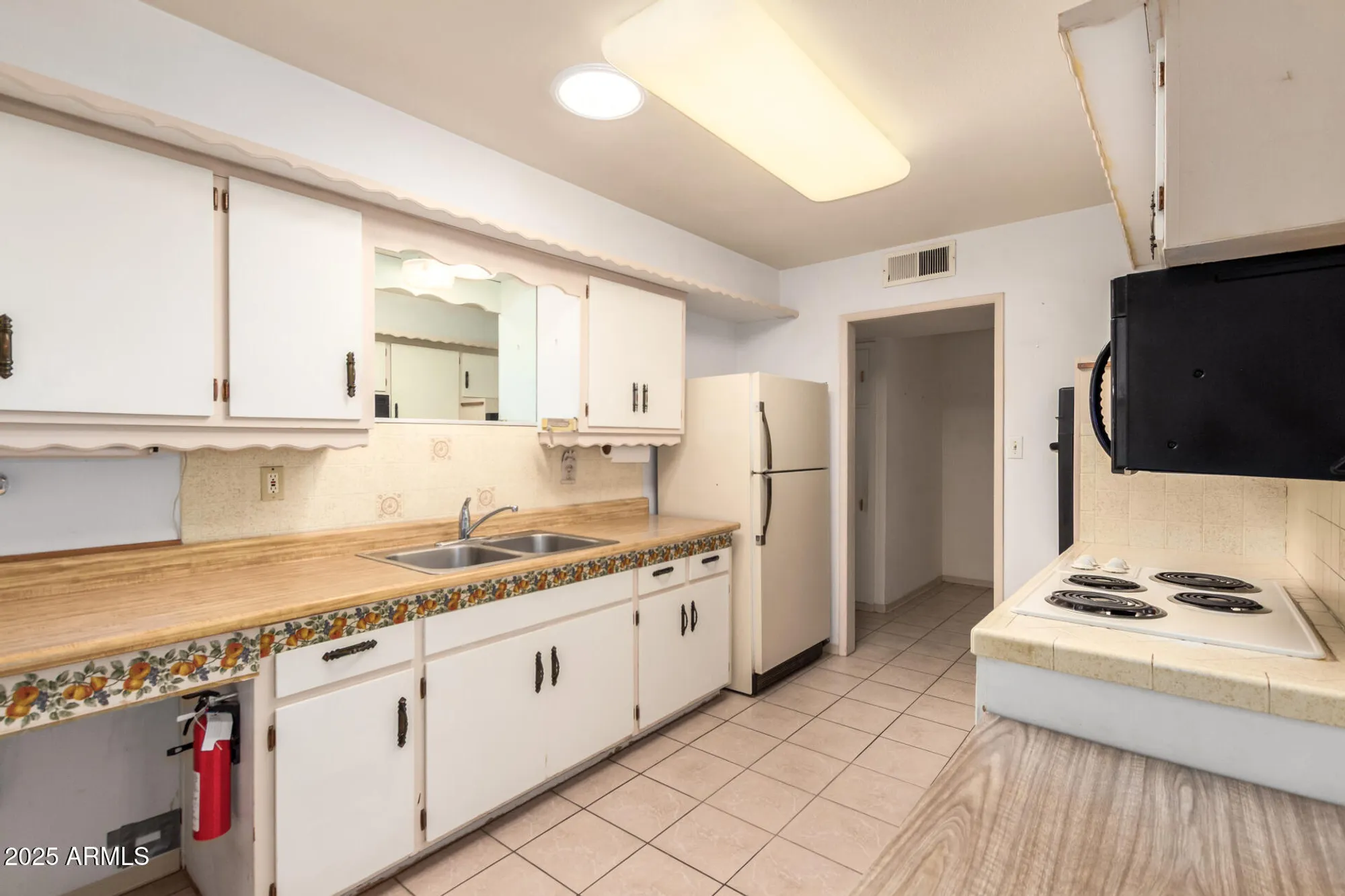 Property Slideshow image 14 of 38 | 12248 n 105th ave, Sun City, AZ, 85351