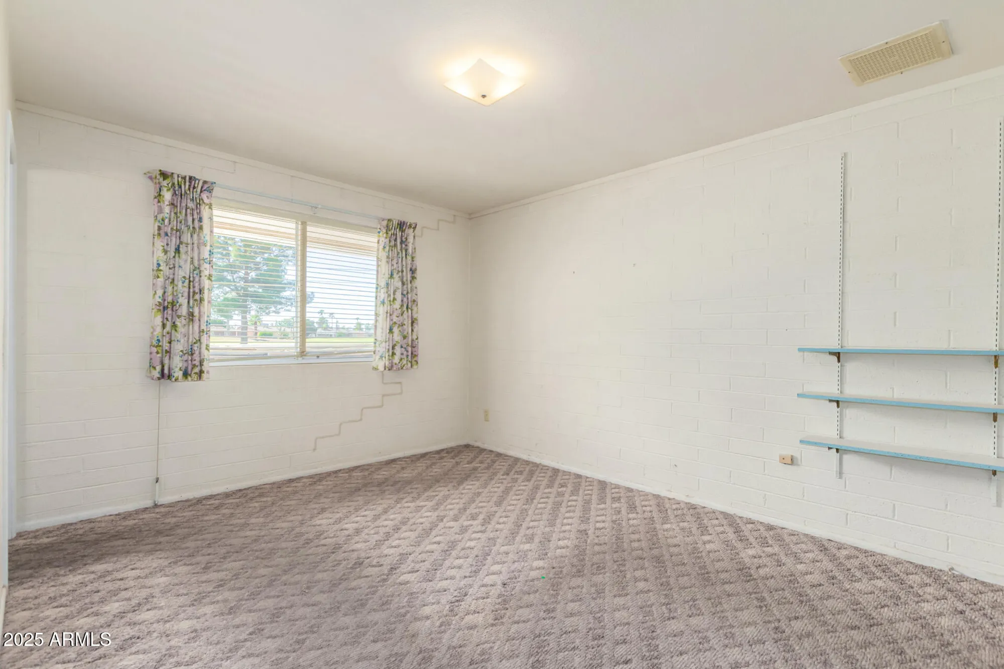 Property Slideshow image 17 of 38 | 12248 n 105th ave, Sun City, AZ, 85351