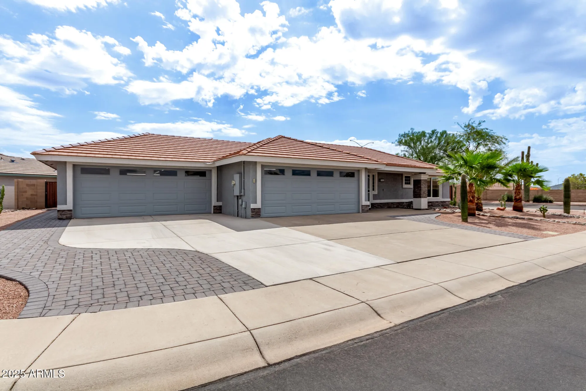 Property Slideshow image 9 of 45 | 11343 e milagro ave, Mesa, AZ, 85209